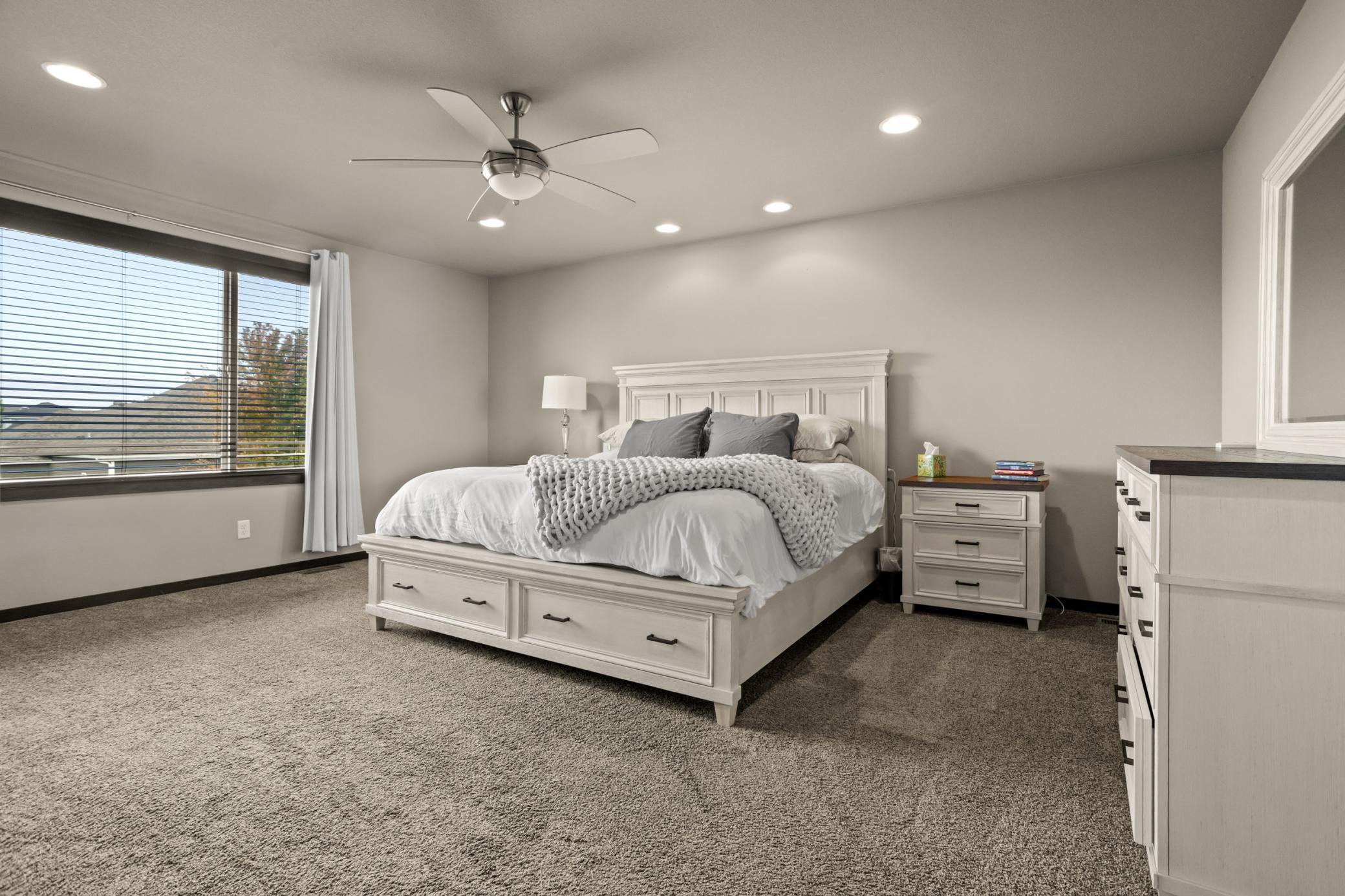 2015 single family home for sale at 3652 Bell Boulevard E in West Fargo, ND — 5 bed, 4 bath (photo 32 of 61)