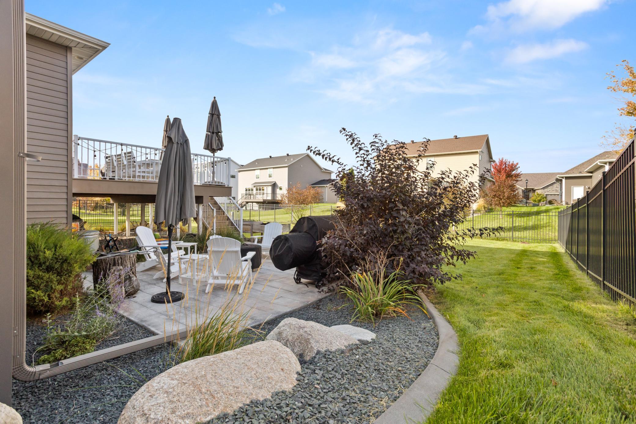 2015 single family home for sale at 3652 Bell Boulevard E in West Fargo, ND — 5 bed, 4 bath (photo 6 of 61)