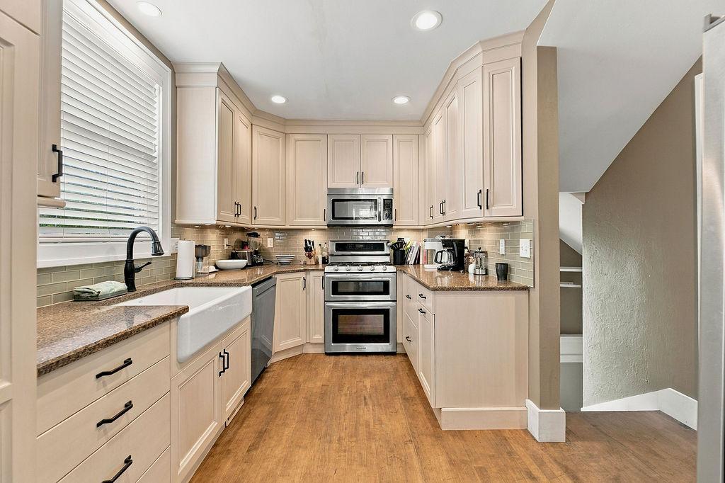 1927 single family home for sale at 1238 4th Street N in Fargo, ND — 4 bed, 2 bath (photo 19 of 42)