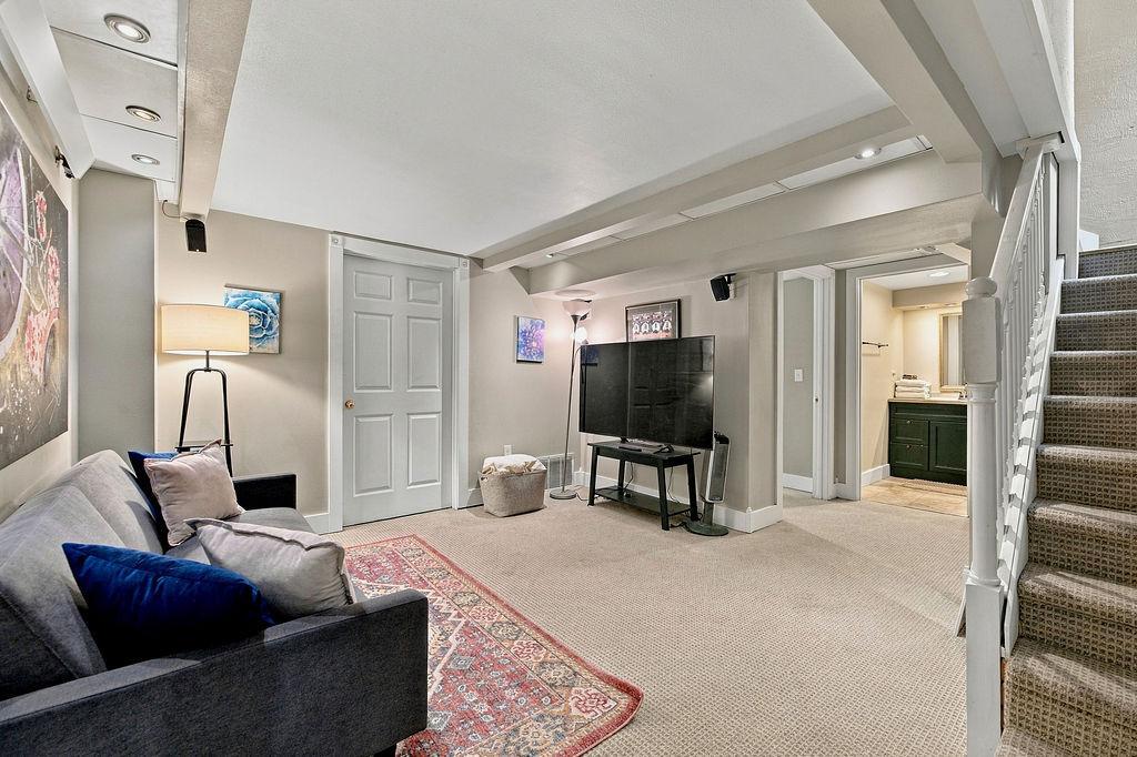 1927 single family home for sale at 1238 4th Street N in Fargo, ND — 4 bed, 2 bath (photo 35 of 42)