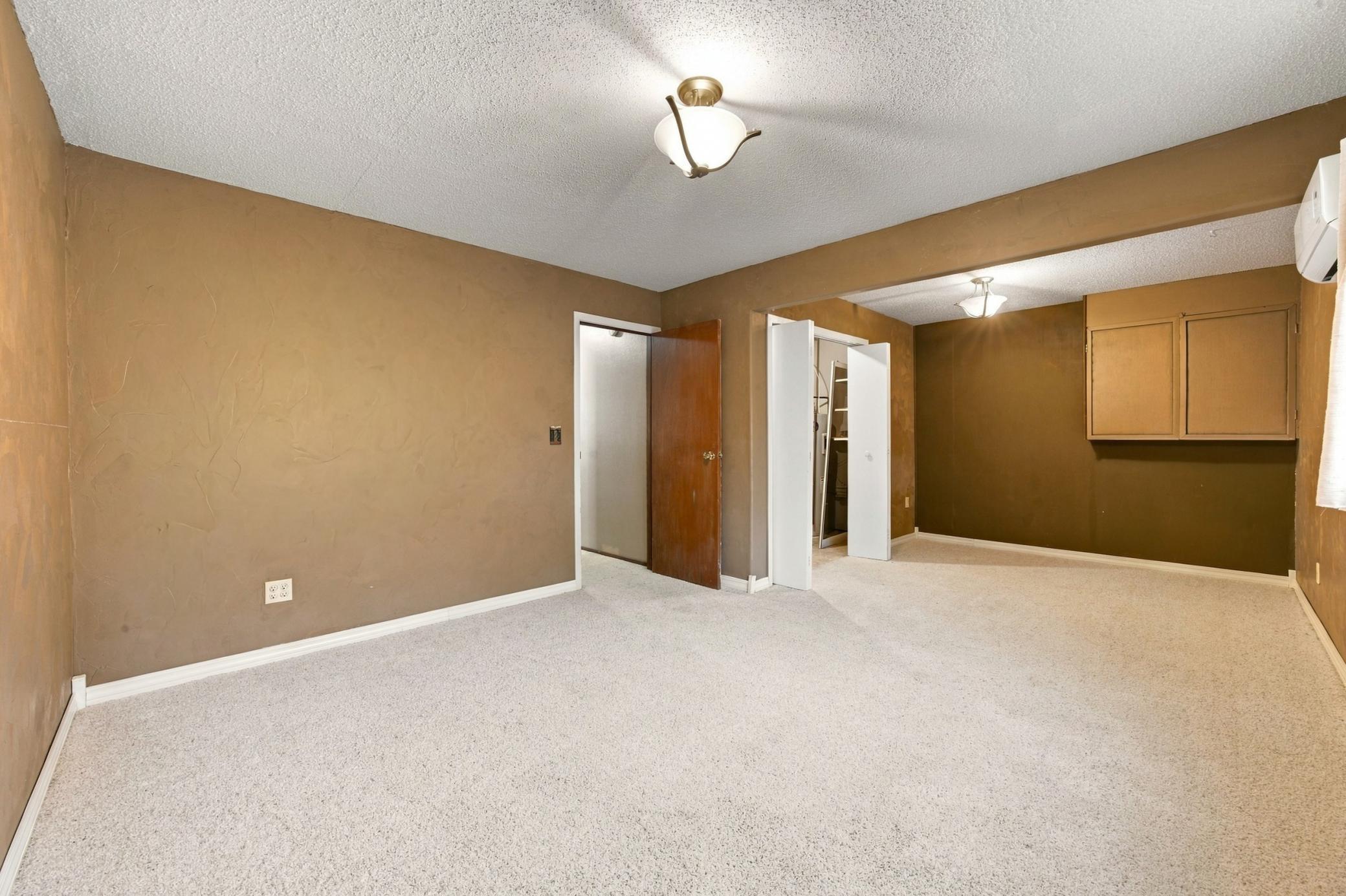 1986 twin home for sale at 1528 34 1/2 Avenue S in Fargo, ND — 3 bed, 2 bath (photo 19 of 30)