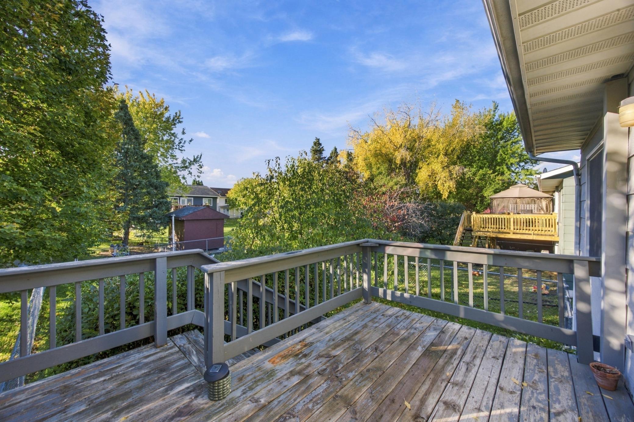 1986 twin home for sale at 1528 34 1/2 Avenue S in Fargo, ND — 3 bed, 2 bath (photo 23 of 30)