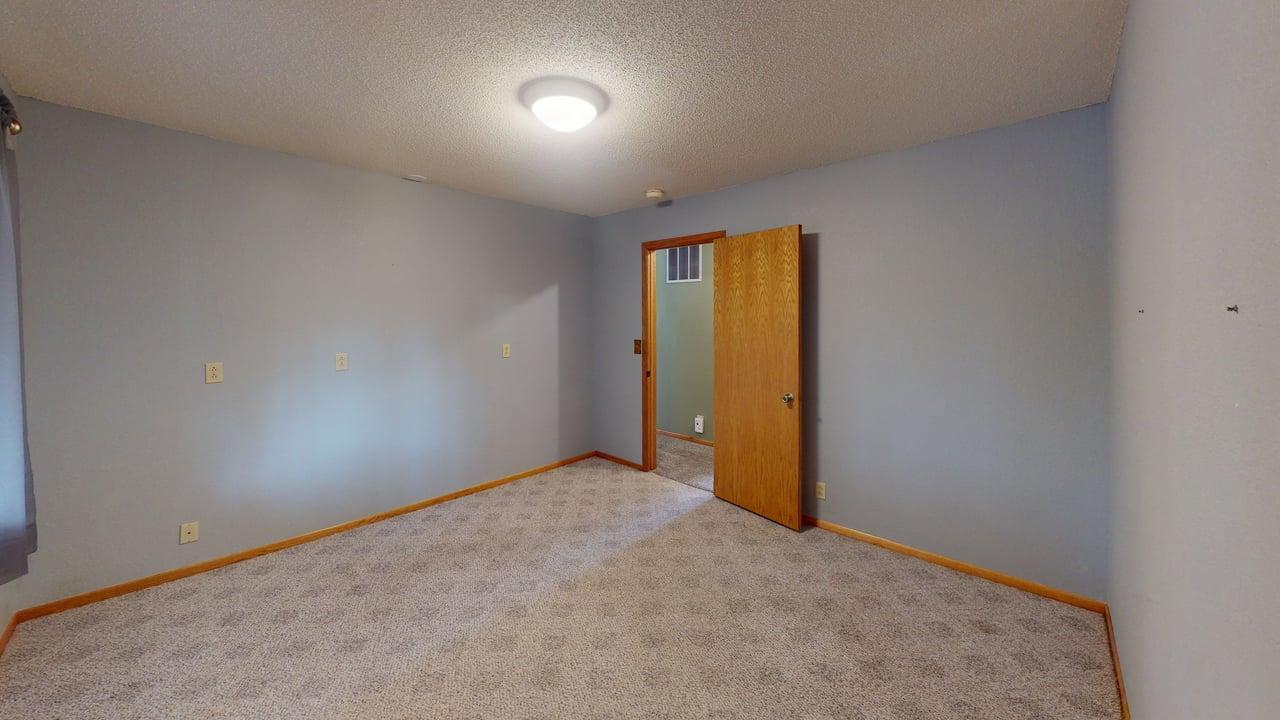 1999 townhouse for sale at 699 Osage Street E in Osakis, MN — 2 bed, 2 bath (photo 15 of 22)