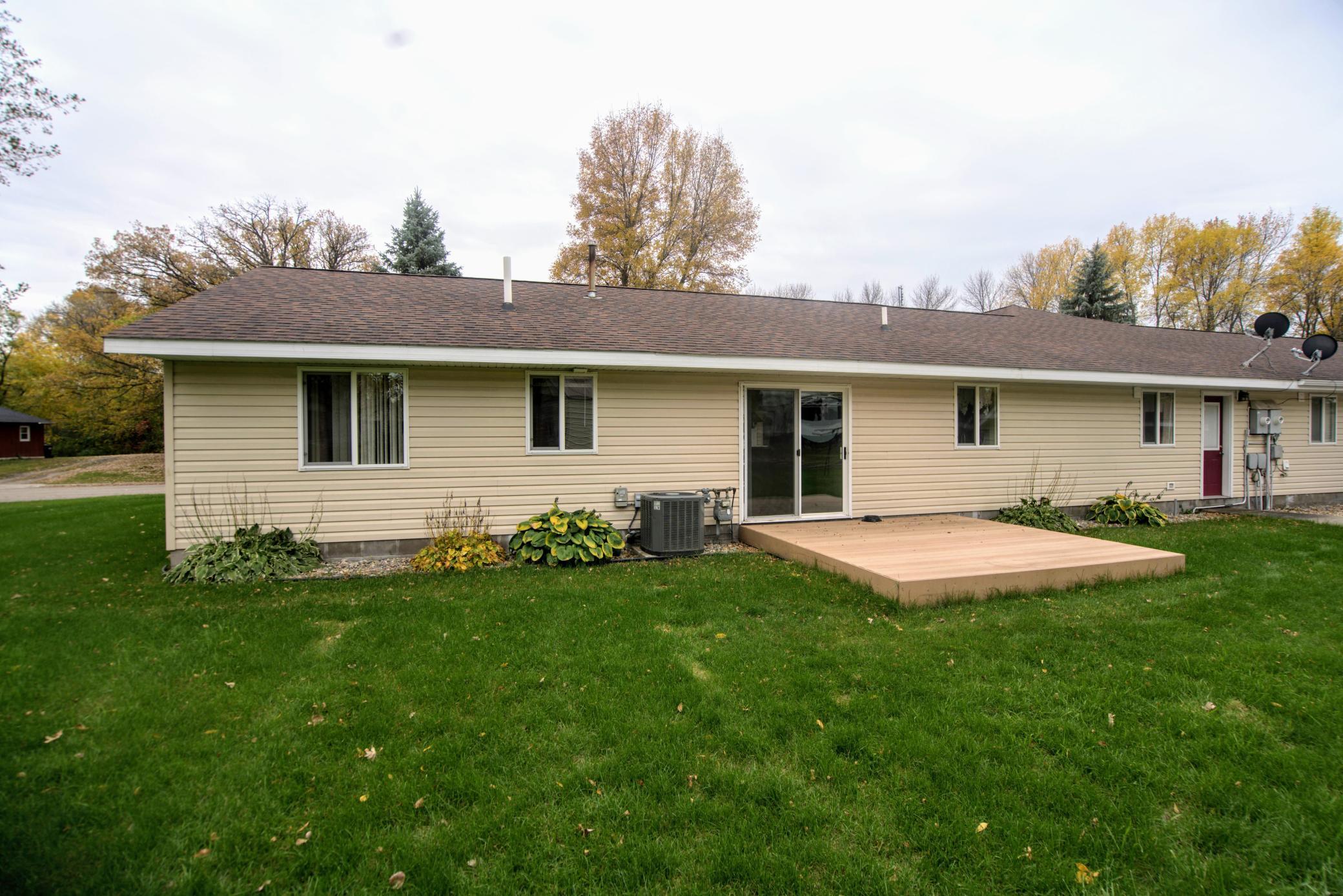 1999 townhouse for sale at 699 Osage Street E in Osakis, MN — 2 bed, 2 bath (photo 17 of 22)