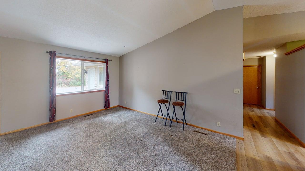 1999 townhouse for sale at 699 Osage Street E in Osakis, MN — 2 bed, 2 bath (photo 3 of 22)