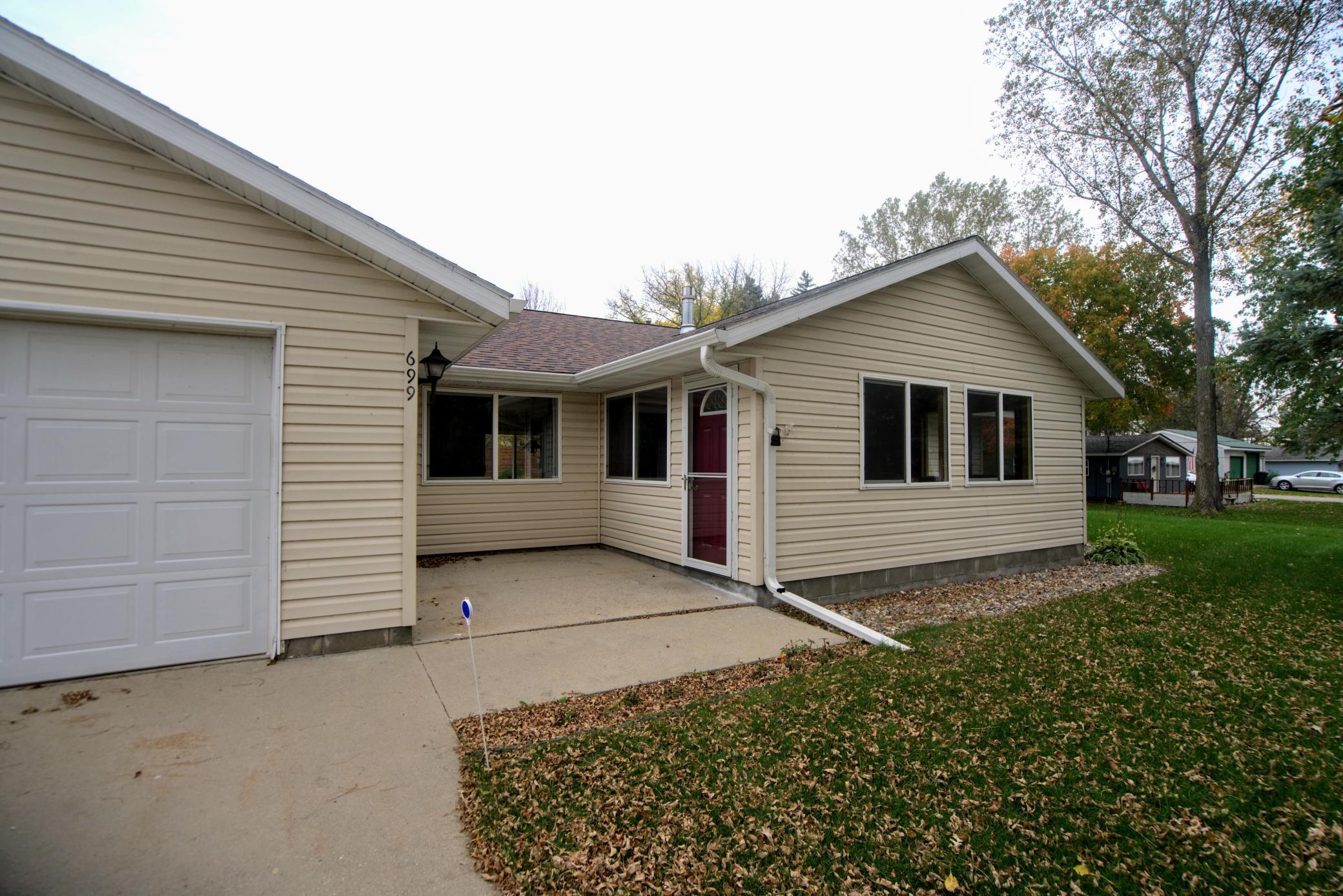 1999 townhouse for sale at 699 Osage Street E in Osakis, MN — 2 bed, 2 bath (photo 21 of 22)