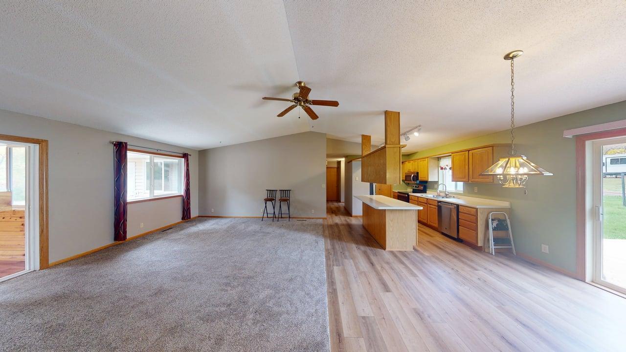 1999 townhouse for sale at 699 Osage Street E in Osakis, MN — 2 bed, 2 bath (photo 5 of 22)