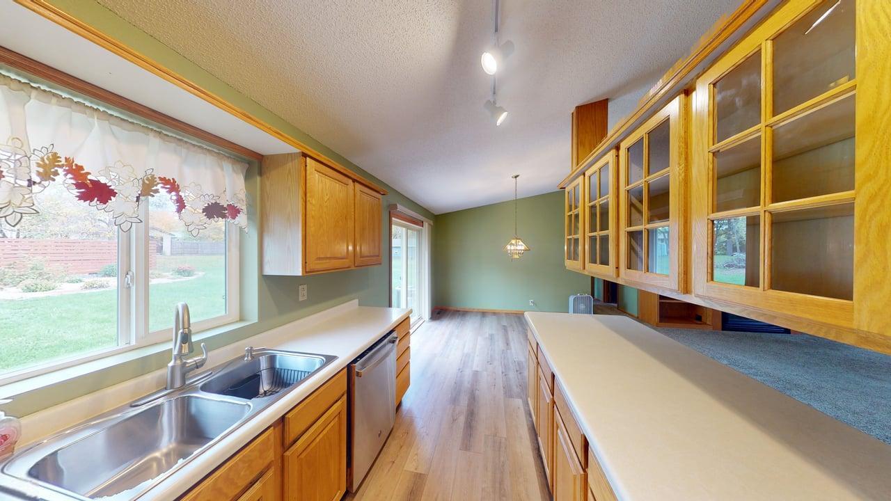 1999 townhouse for sale at 699 Osage Street E in Osakis, MN — 2 bed, 2 bath (photo 8 of 22)