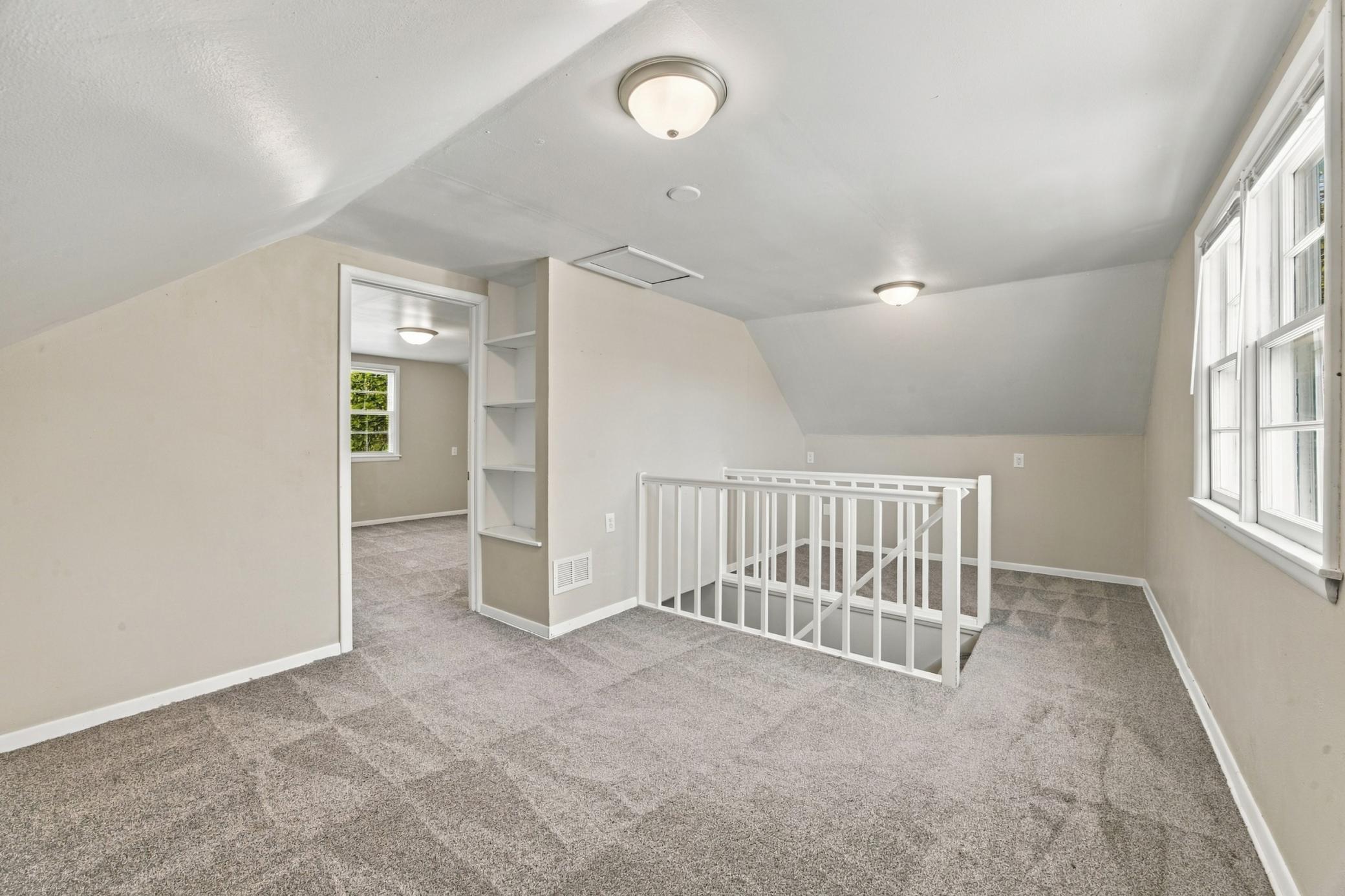 1949 single family home for sale at 222 22nd Street S in Fargo, ND — 5 bed, 2 bath (photo 18 of 38)