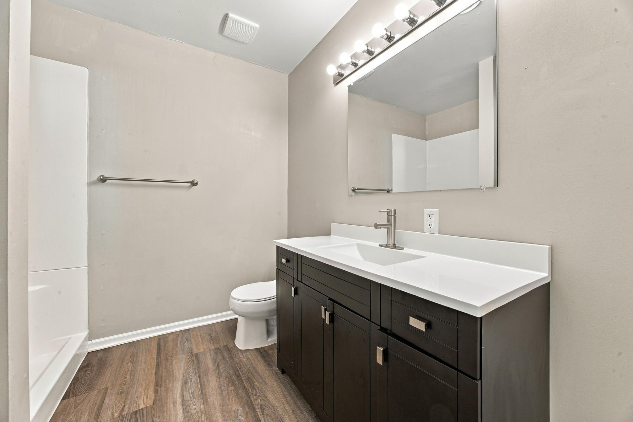 1949 single family home for sale at 222 22nd Street S in Fargo, ND — 5 bed, 2 bath (photo 29 of 38)