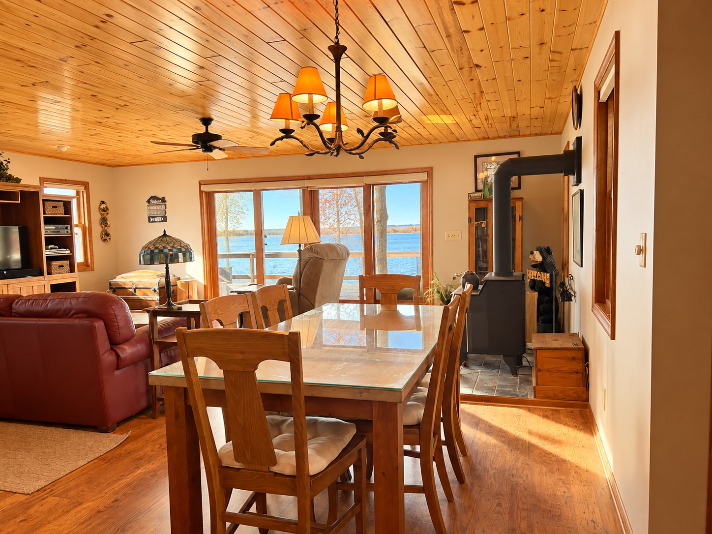 2001 single family home for sale at 2475 N Shore Drive NW in Cass Lake, MN — 3 bed, 3 bath (photo 11 of 58)