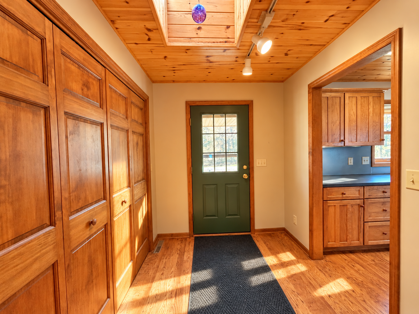 2001 single family home for sale at 2475 N Shore Drive NW in Cass Lake, MN — 3 bed, 3 bath (photo 3 of 58)