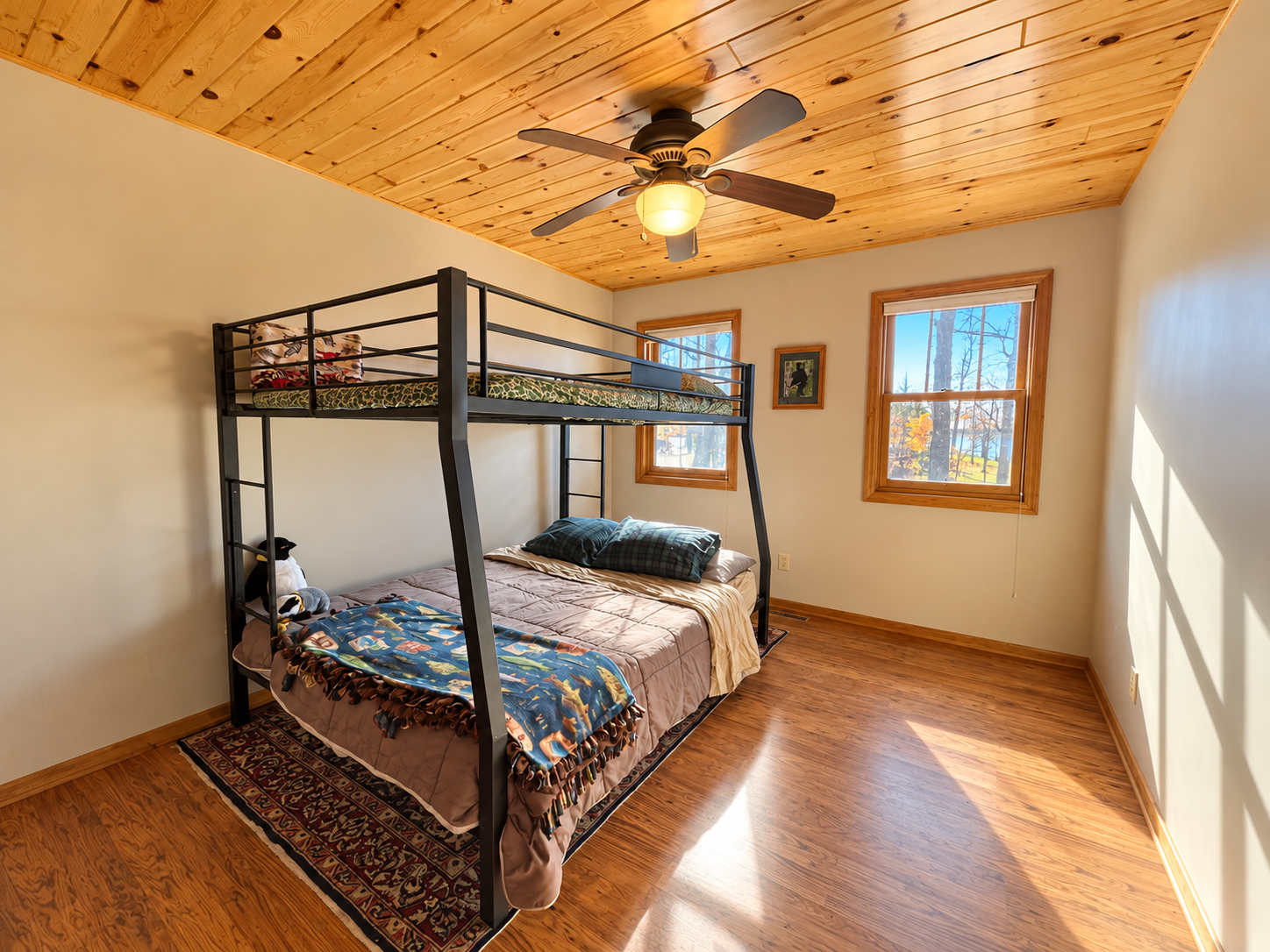 2001 single family home for sale at 2475 N Shore Drive NW in Cass Lake, MN — 3 bed, 3 bath (photo 36 of 58)