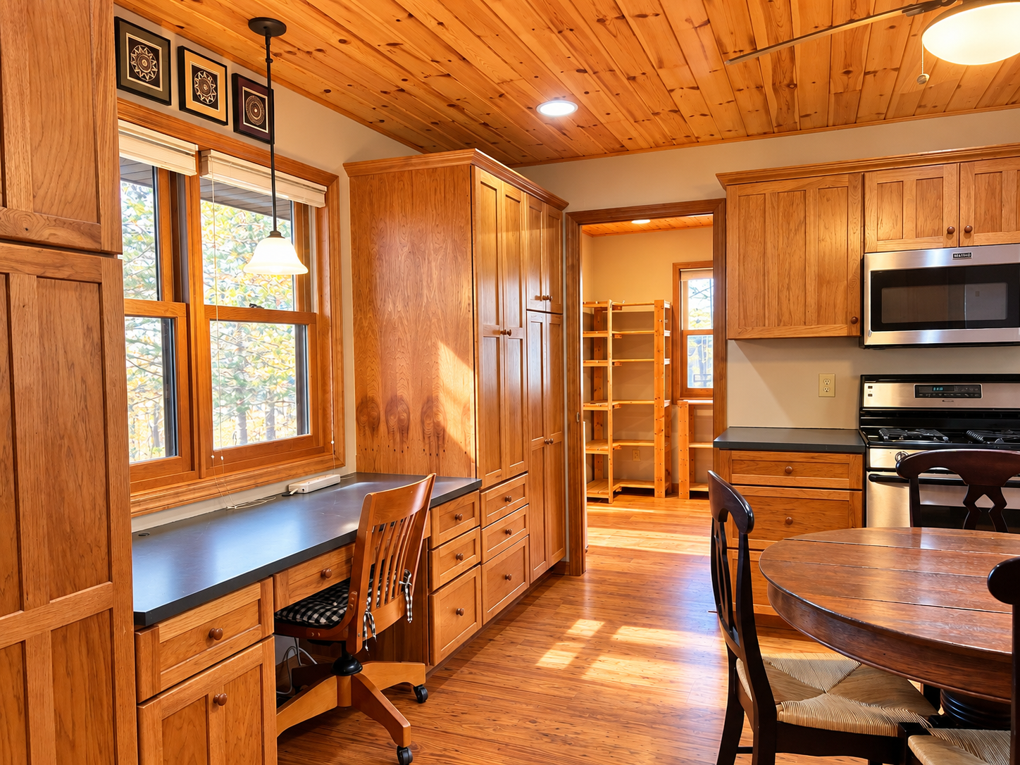 2001 single family home for sale at 2475 N Shore Drive NW in Cass Lake, MN — 3 bed, 3 bath (photo 10 of 58)