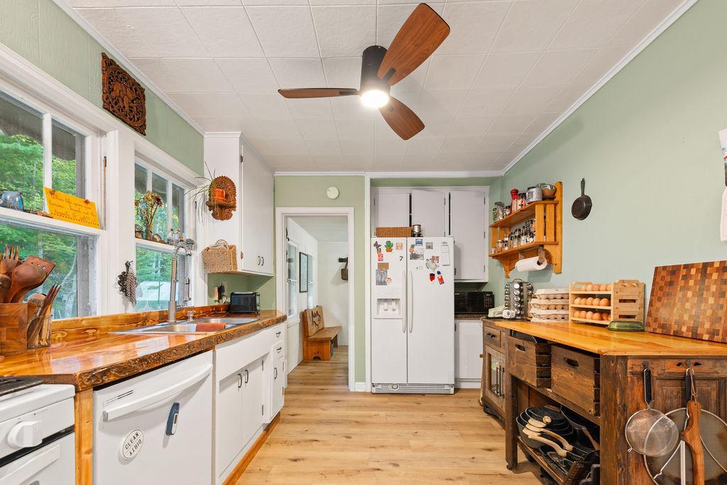 1970 single family home for sale at 1406 Balsam Lane in Lake Shore, MN — 2 bed, 1 bath (photo 6 of 64)