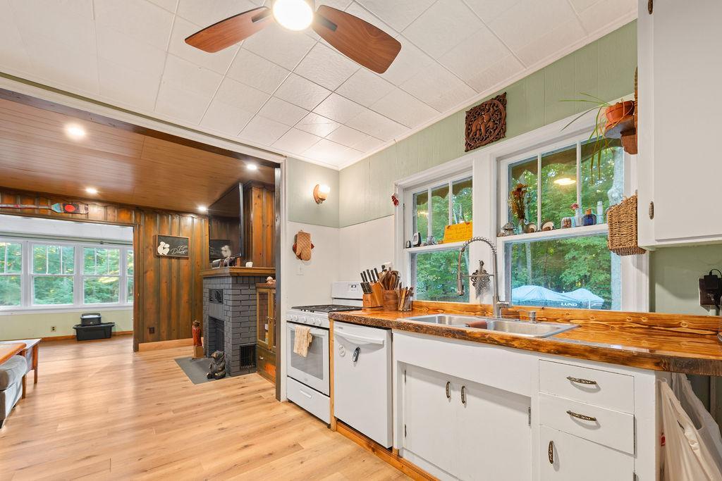 1970 single family home for sale at 1406 Balsam Lane in Lake Shore, MN — 2 bed, 1 bath (photo 8 of 64)