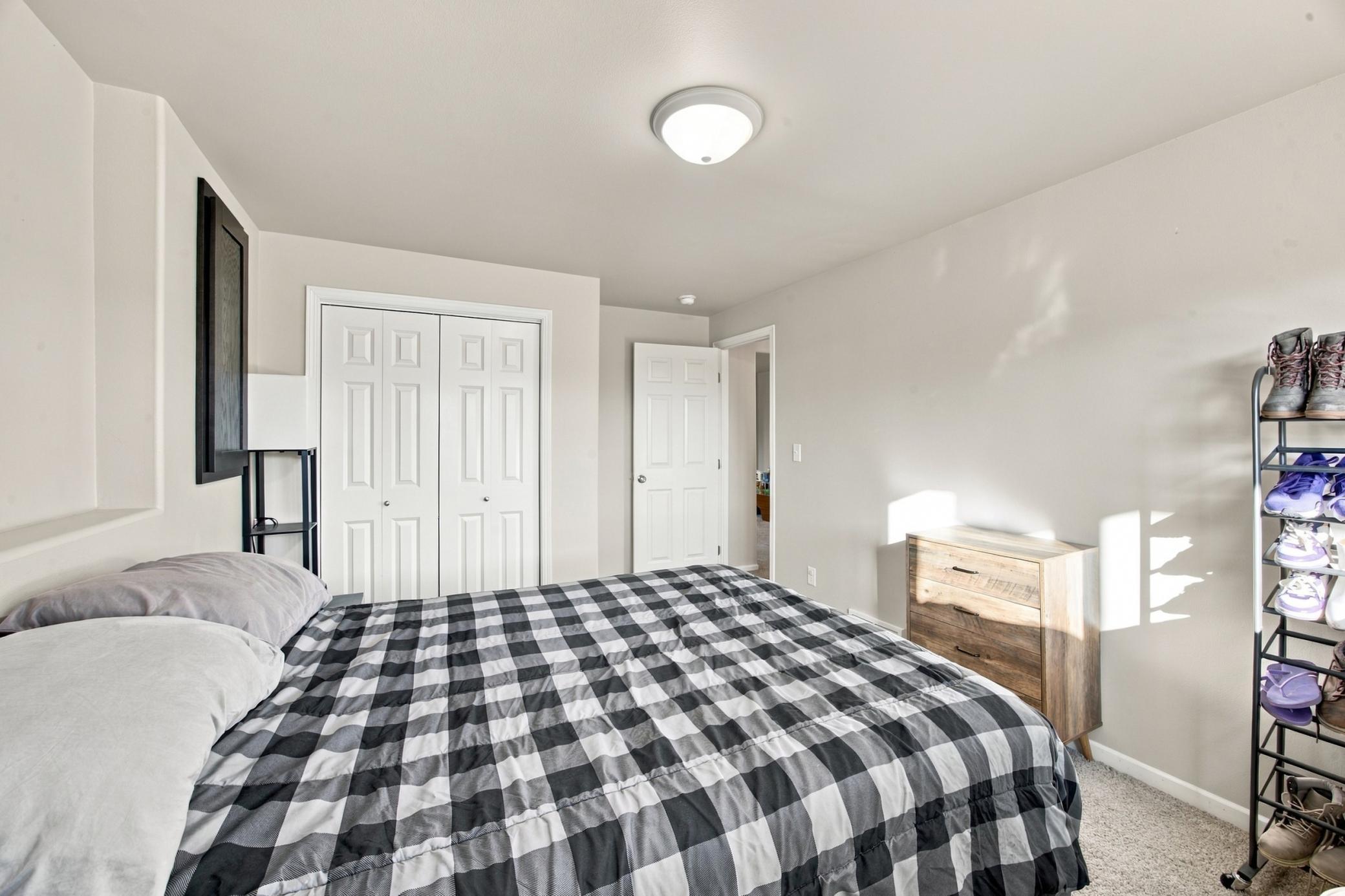 2015 townhouse for sale at 3372 27th Street S in Moorhead, MN — 3 bed, 2 bath (photo 23 of 35)