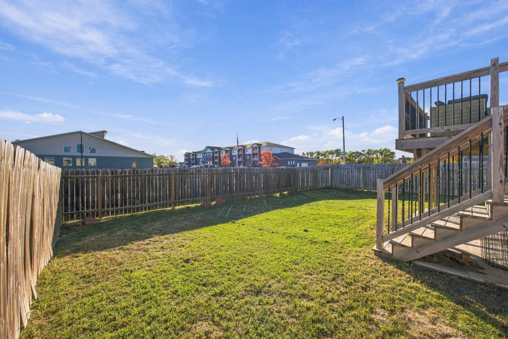 2015 townhouse for sale at 3372 27th Street S in Moorhead, MN — 3 bed, 2 bath (photo 27 of 35)