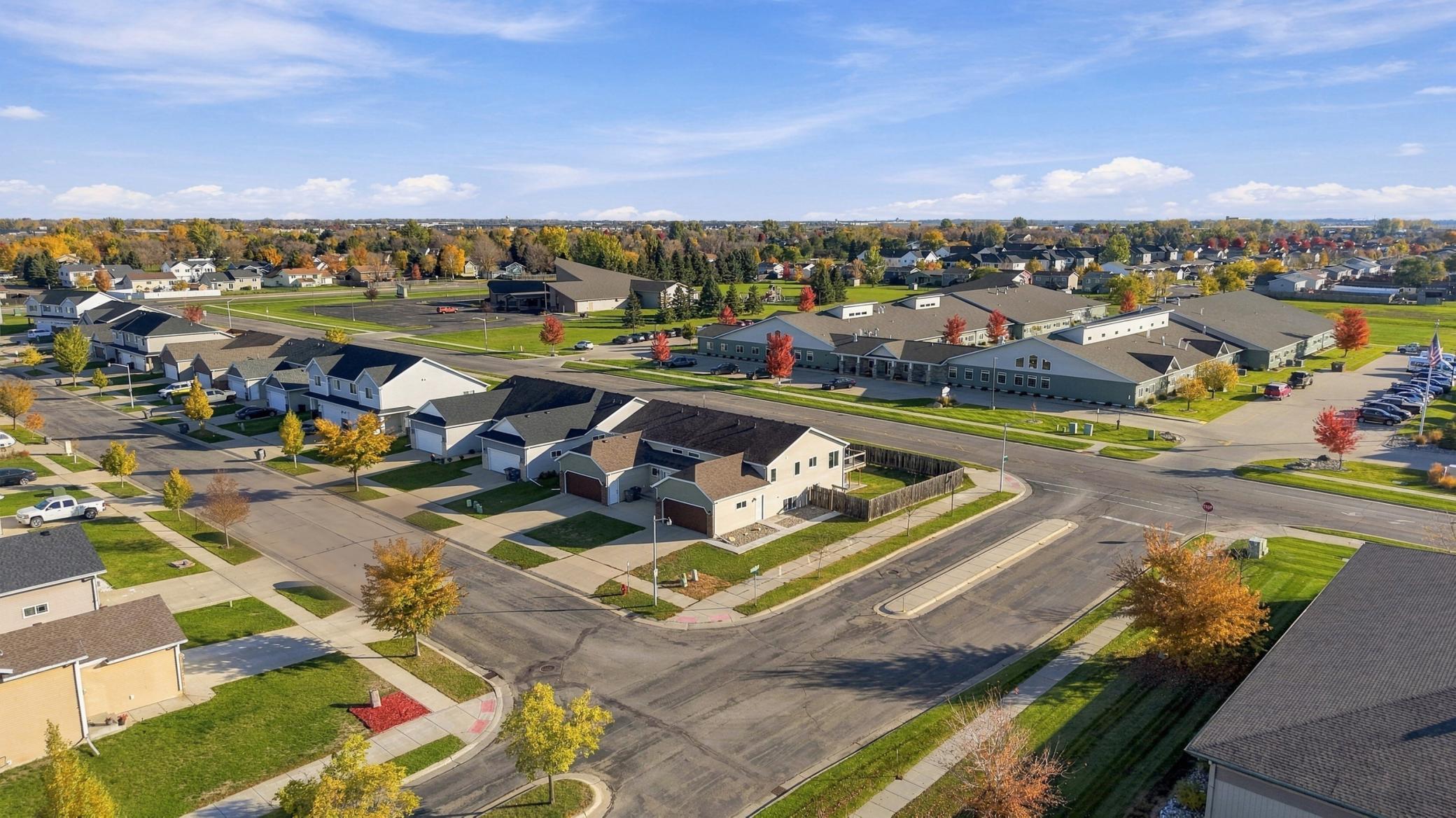 2015 townhouse for sale at 3372 27th Street S in Moorhead, MN — 3 bed, 2 bath (photo 31 of 35)