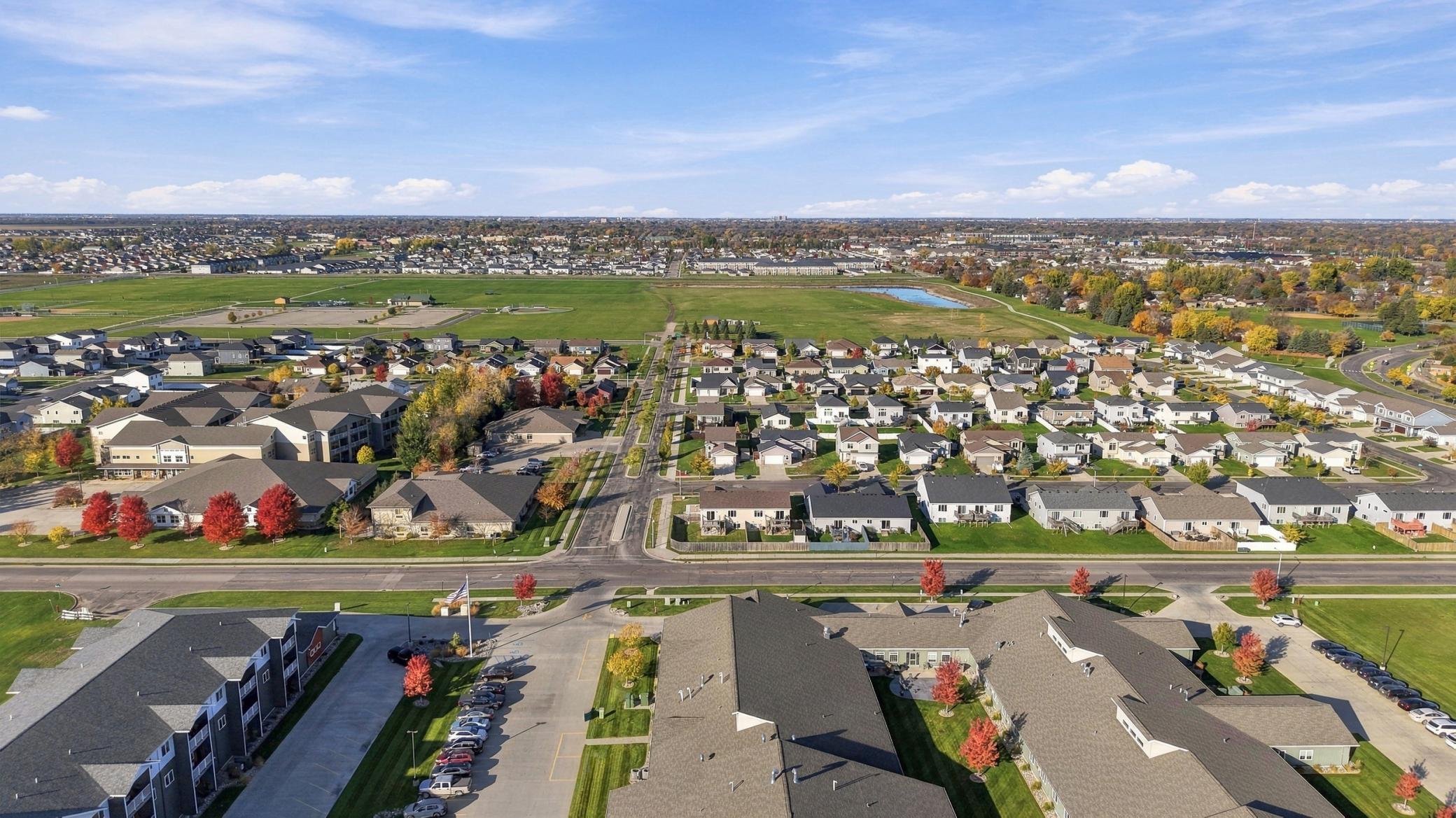 2015 townhouse for sale at 3372 27th Street S in Moorhead, MN — 3 bed, 2 bath (photo 34 of 35)
