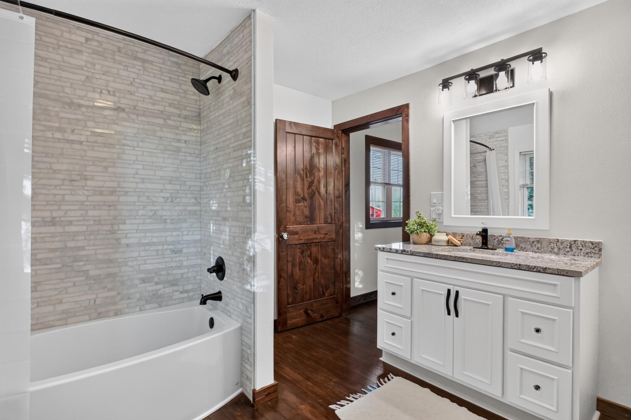 1914 single family home for sale at 20172 County 2 in Sauk Centre, MN — 4 bed, 2 bath (photo 44 of 118)