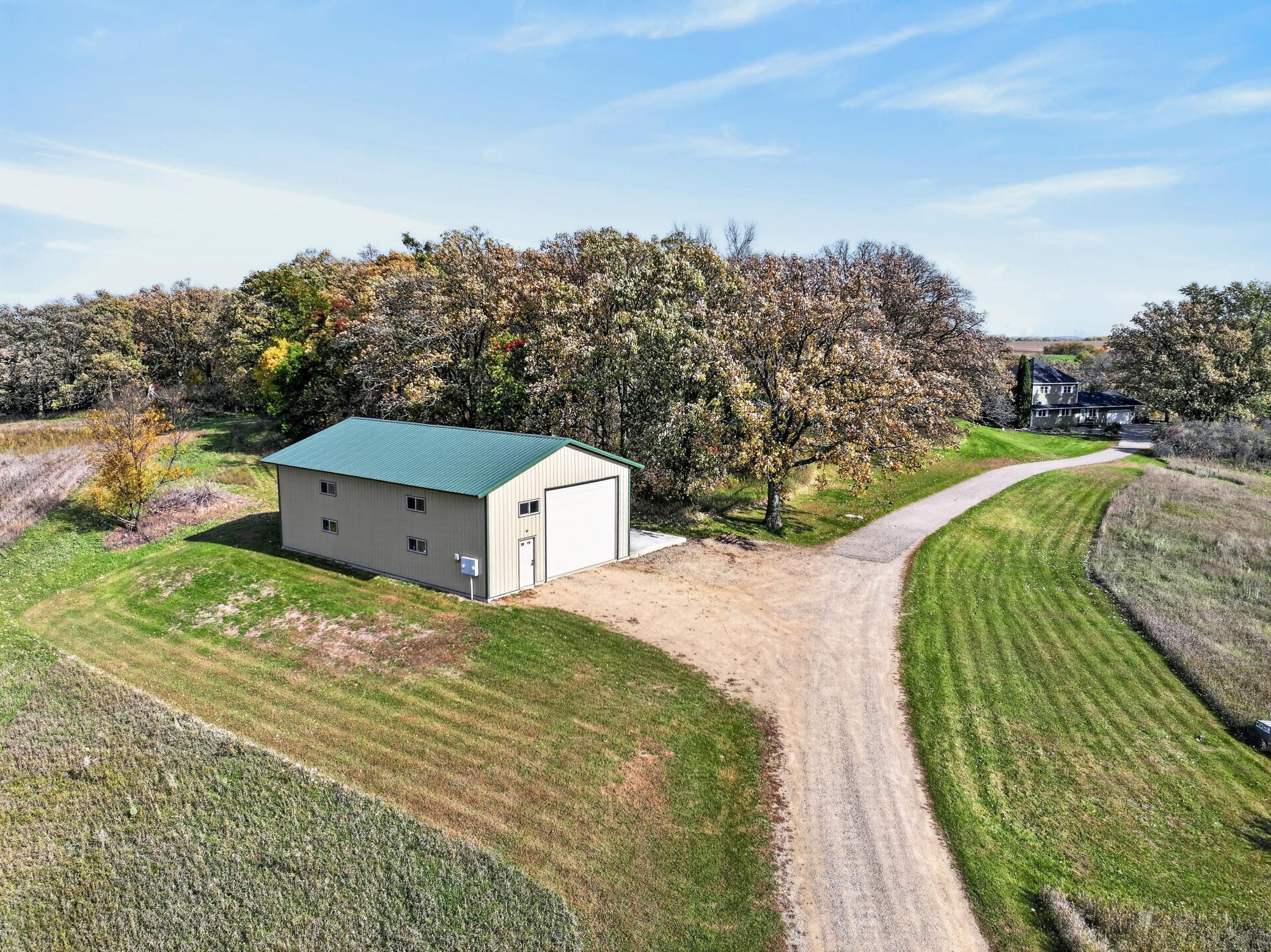 1914 single family home for sale at 20172 County 2 in Sauk Centre, MN — 4 bed, 2 bath (photo 88 of 118)