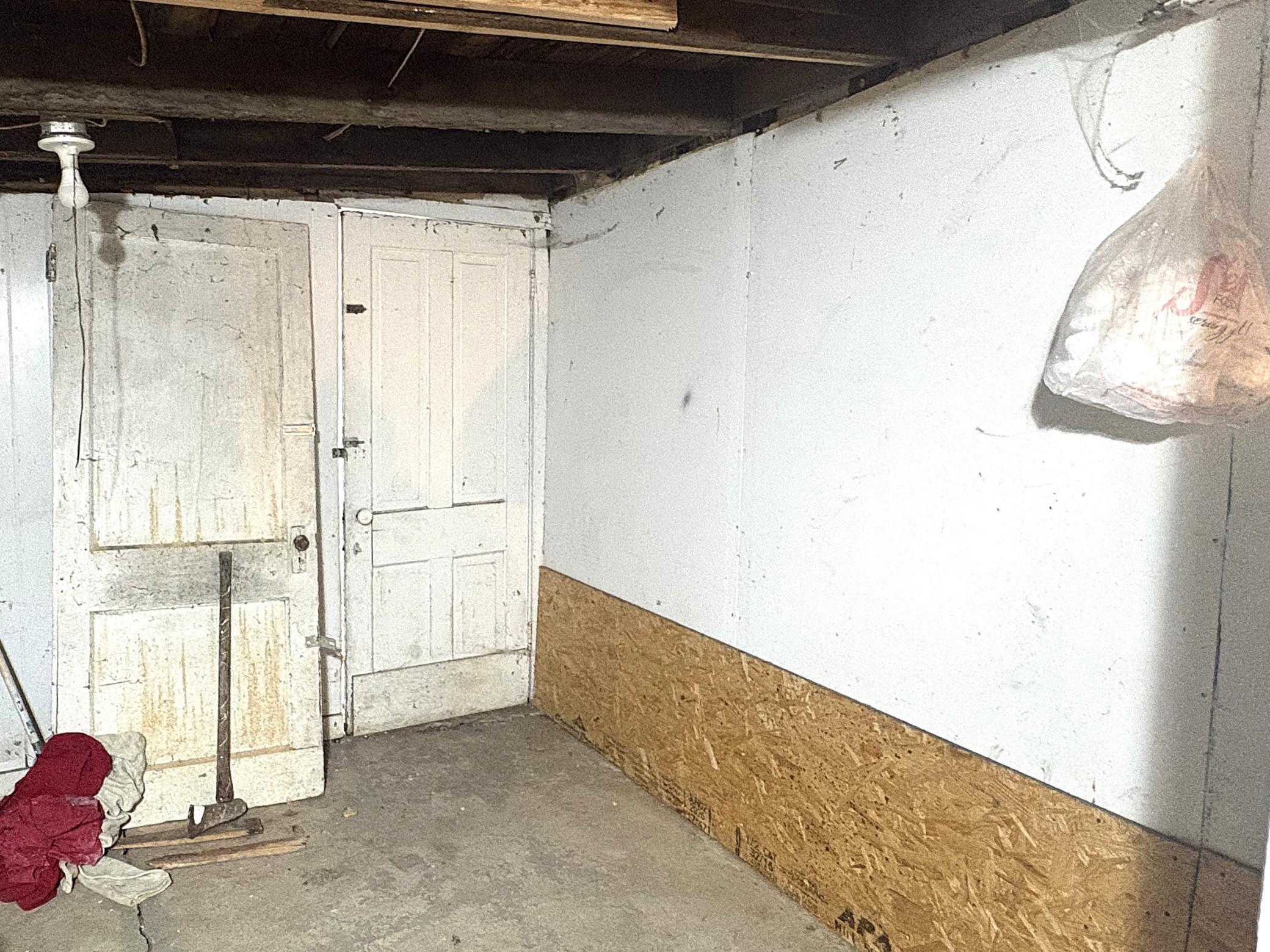 1962 single family home for sale at 415 W Adolphus Avenue in Fergus Falls, MN — 2 bed, 1 bath (photo 17 of 19)