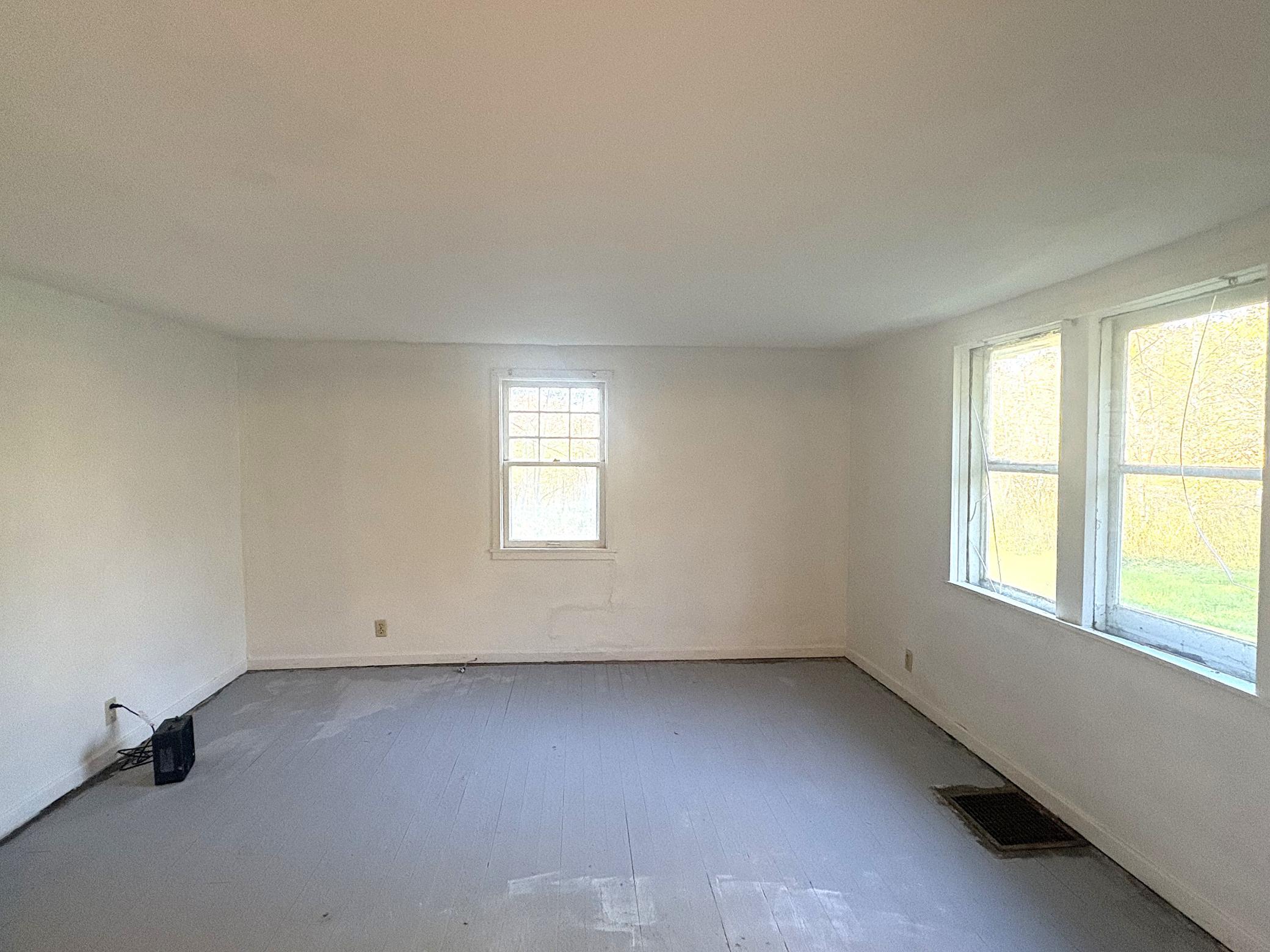 1962 single family home for sale at 415 W Adolphus Avenue in Fergus Falls, MN — 2 bed, 1 bath (photo 9 of 19)