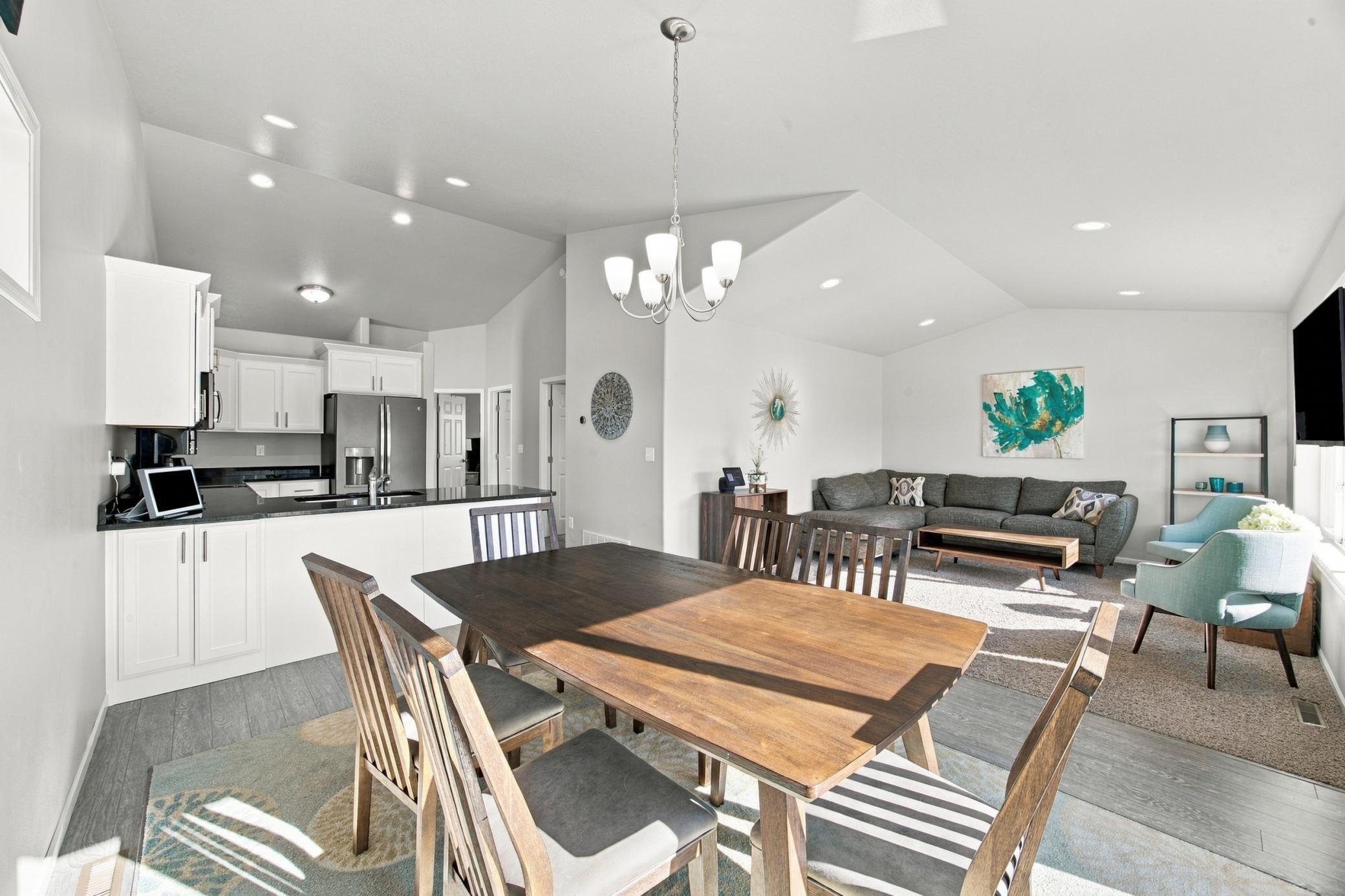 2016 single family home for sale at 6218 61st Avenue S in Fargo, ND — 4 bed, 2 bath (photo 20 of 45)