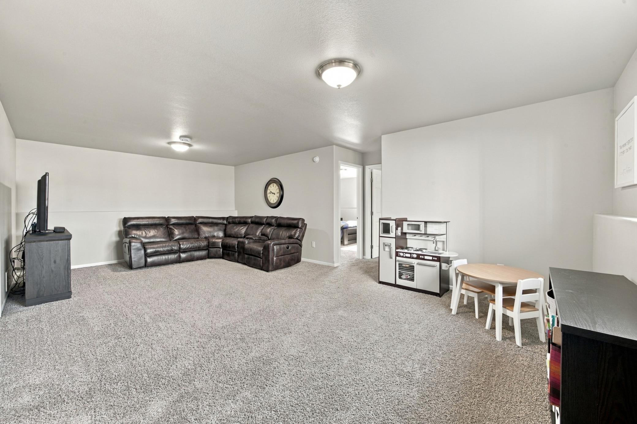 2016 single family home for sale at 6218 61st Avenue S in Fargo, ND — 4 bed, 2 bath (photo 26 of 45)