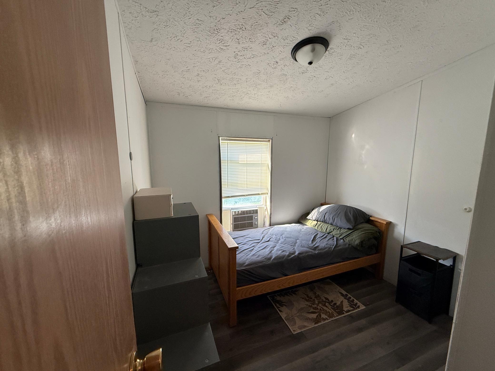 2000 single family home for sale at 1003 2 Avenue E in West Fargo, ND — 3 bed, 2 bath (photo 18 of 25)