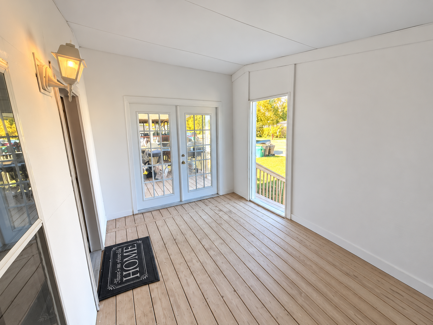 2000 single family home for sale at 1003 2 Avenue E in West Fargo, ND — 3 bed, 2 bath (photo 22 of 25)