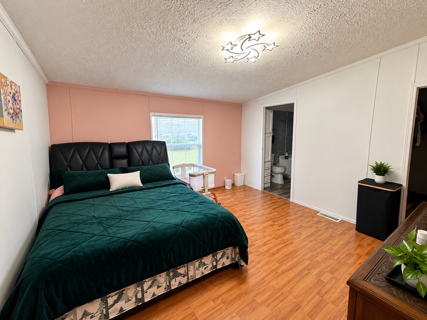 2000 single family home for sale at 1003 2 Avenue E in West Fargo, ND — 3 bed, 2 bath (photo 9 of 25)
