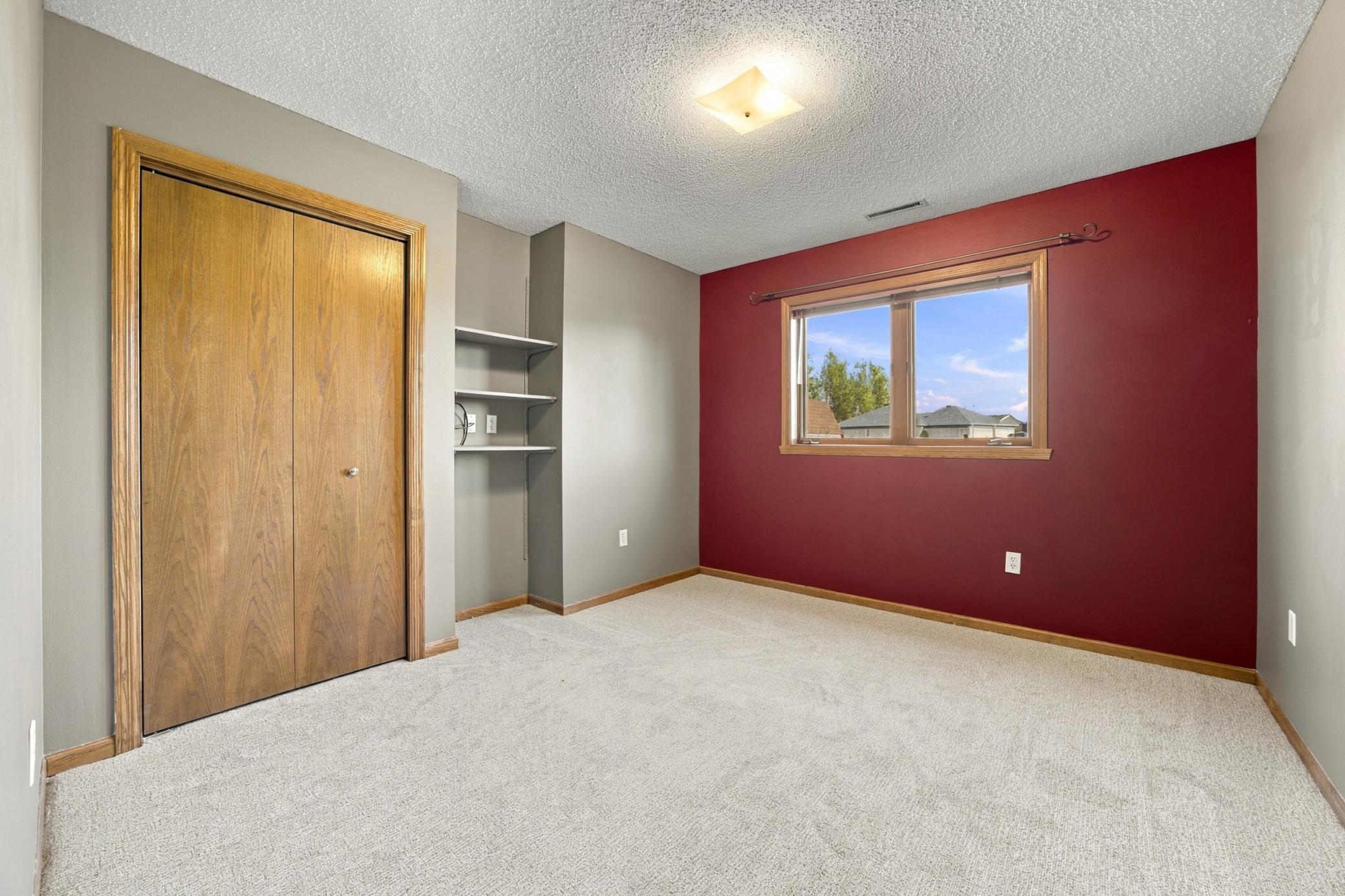 1993 single family home for sale at 816 9th Avenue NE in Dilworth, MN — 5 bed, 3 bath (photo 21 of 30)