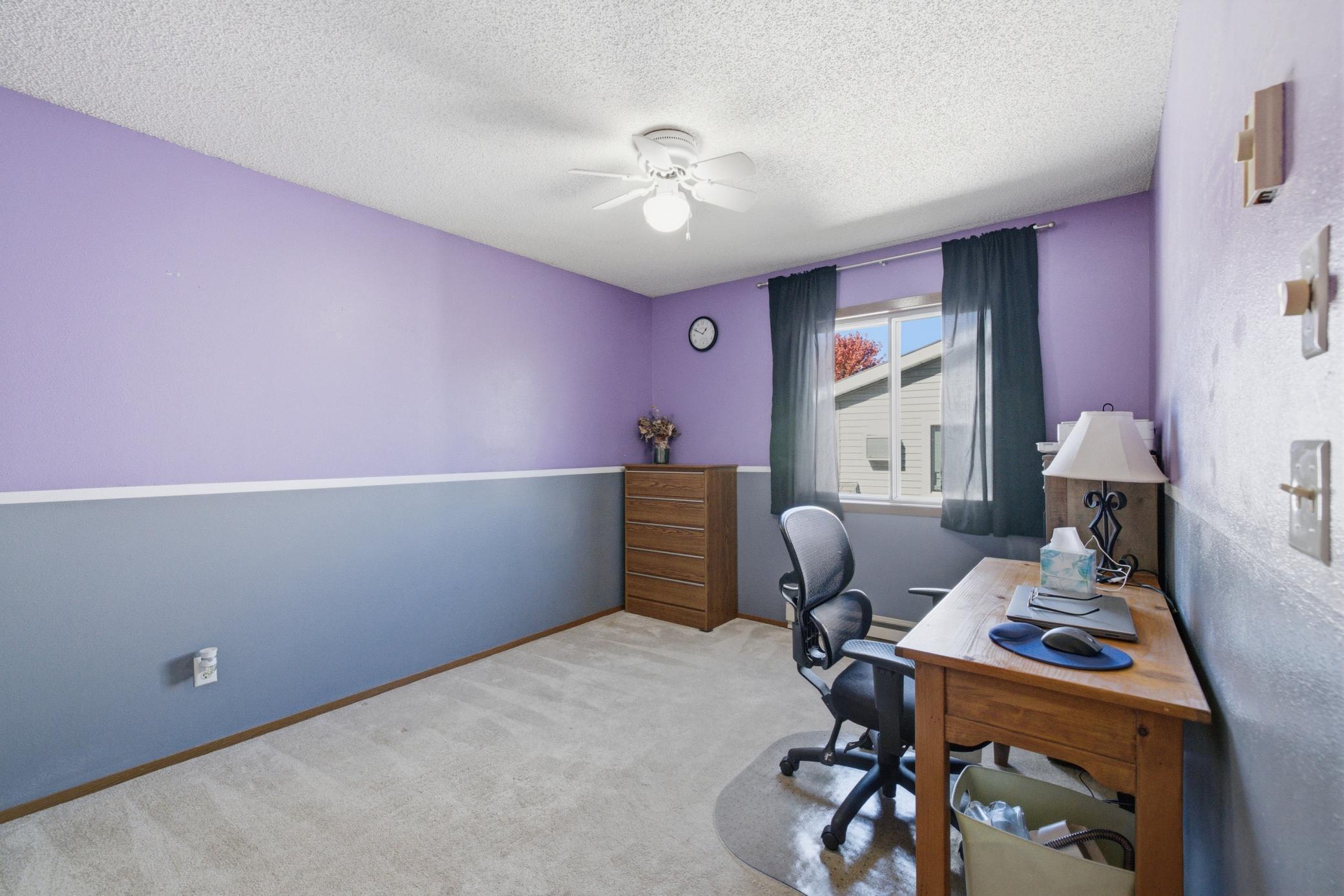 1993 single family home for sale at 1407 7th Street W in West Fargo, ND — 4 bed, 2 bath (photo 17 of 57)