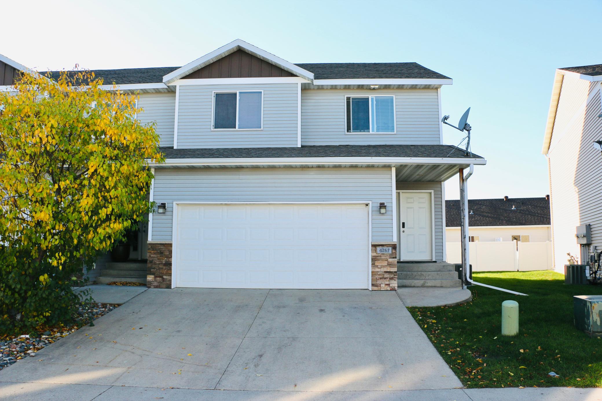 2010 townhouse for sale at 4267 51st Street S in Fargo, ND — 4 bed, 4 bath