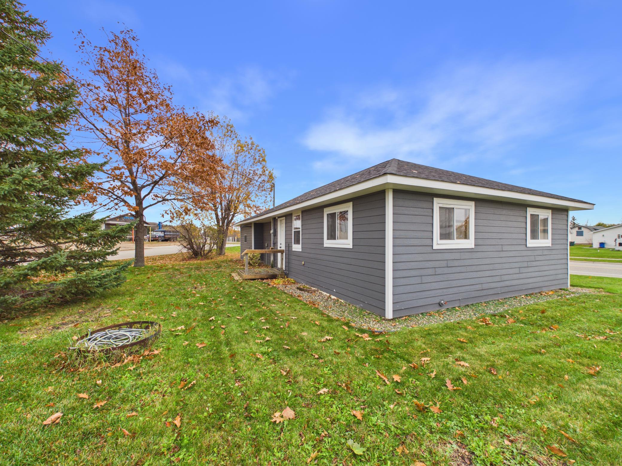 1958 single family home for sale at 323 Main Street E in Eagle Bend, MN — 2 bed, 1 bath (photo 18 of 20)