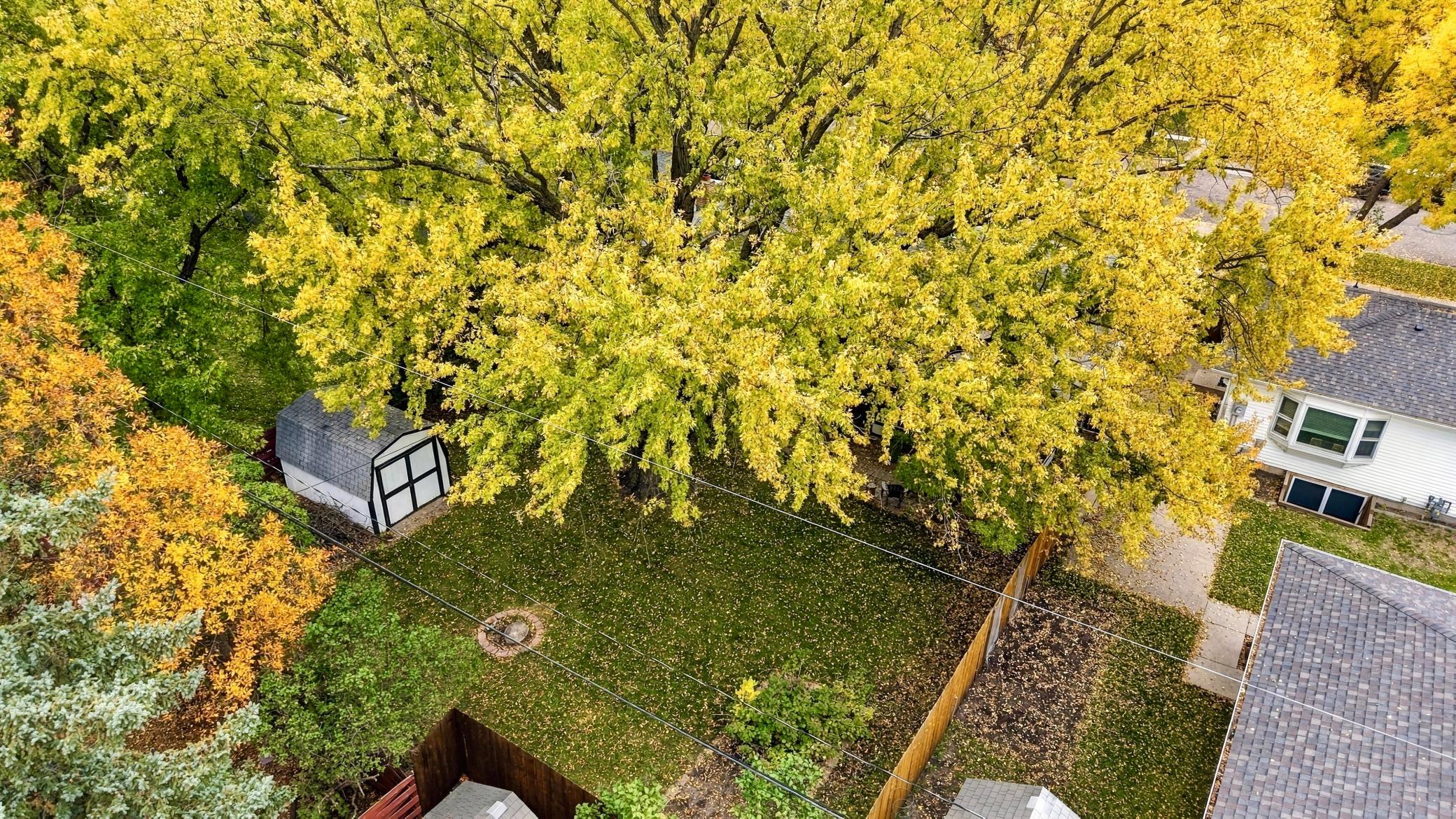 1969 single family home for sale at 1911 18th Street S in Moorhead, MN — 3 bed, 2 bath (photo 27 of 31)