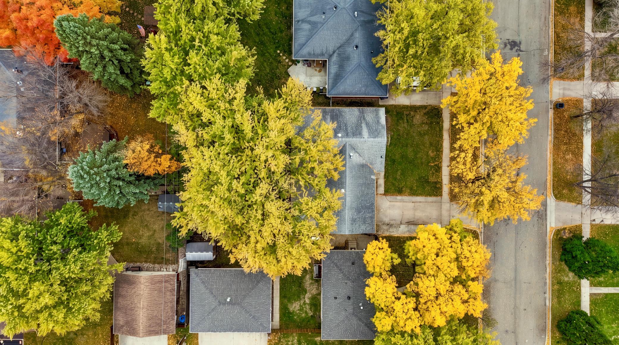 1969 single family home for sale at 1911 18th Street S in Moorhead, MN — 3 bed, 2 bath (photo 29 of 31)