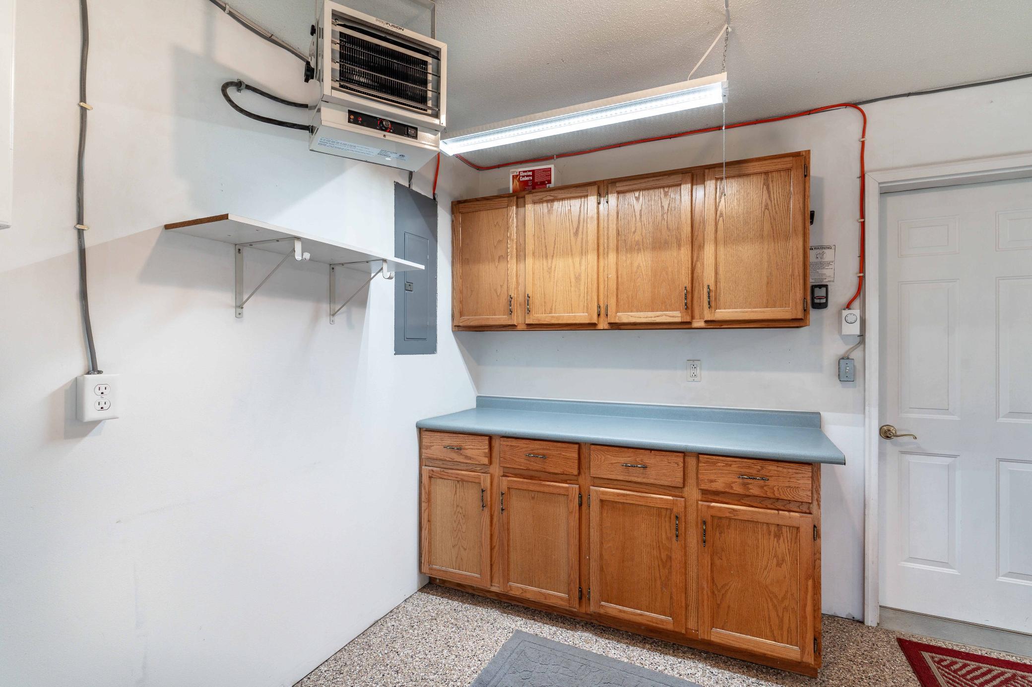 2000 townhouse for sale at 1961 Oakwood View in Fergus Falls, MN — 2 bed, 3 bath (photo 37 of 64)