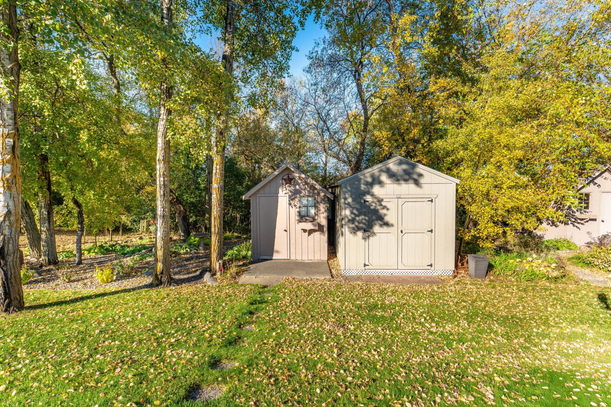 2000 townhouse for sale at 1961 Oakwood View in Fergus Falls, MN — 2 bed, 3 bath (photo 46 of 64)