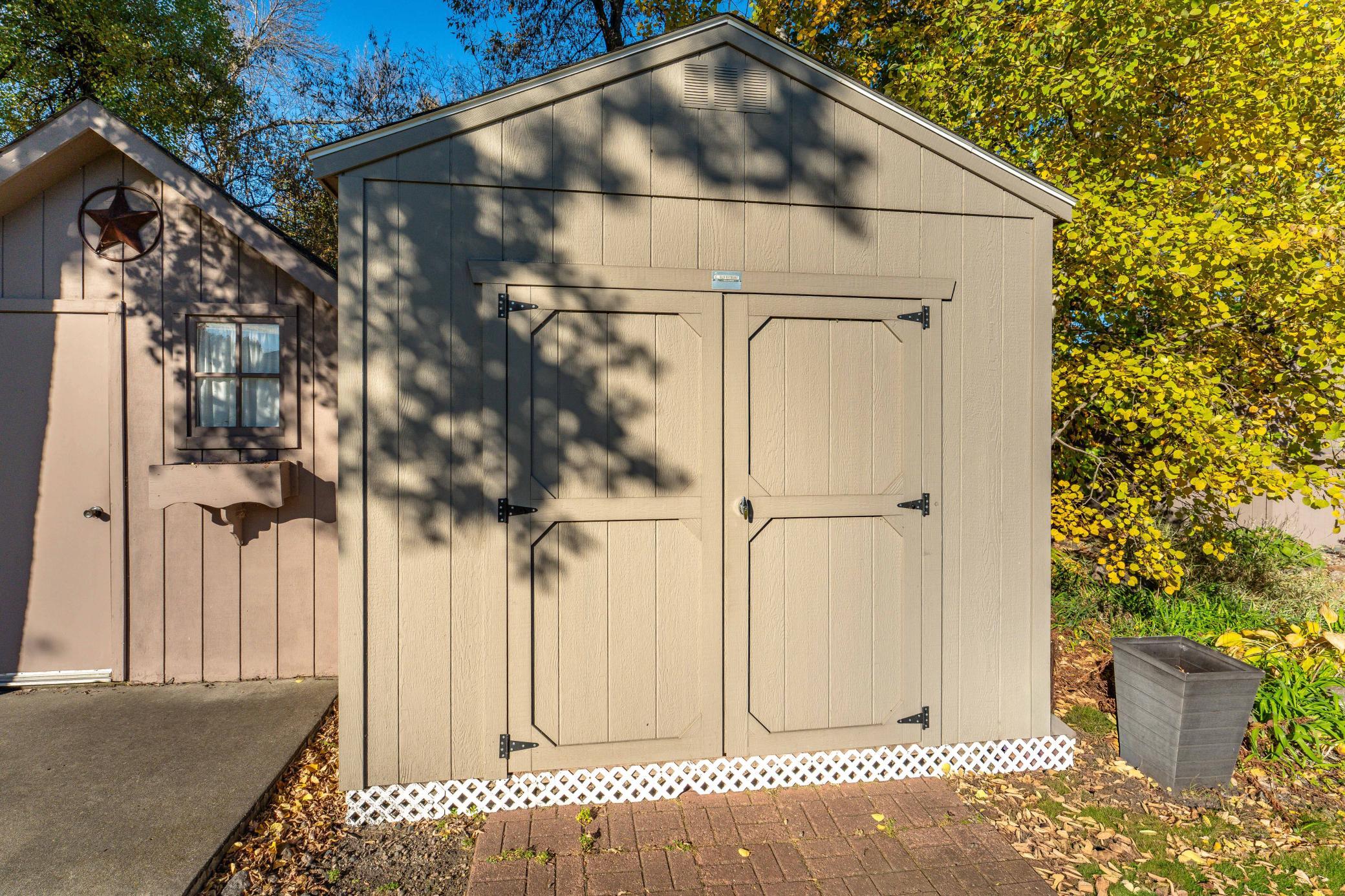 2000 townhouse for sale at 1961 Oakwood View in Fergus Falls, MN — 2 bed, 3 bath (photo 47 of 64)