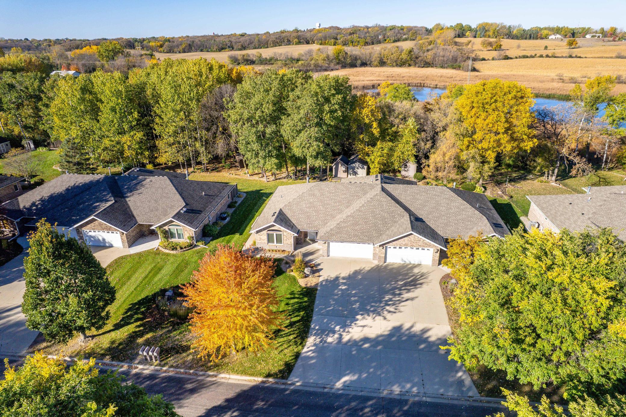 2000 townhouse for sale at 1961 Oakwood View in Fergus Falls, MN — 2 bed, 3 bath (photo 55 of 64)