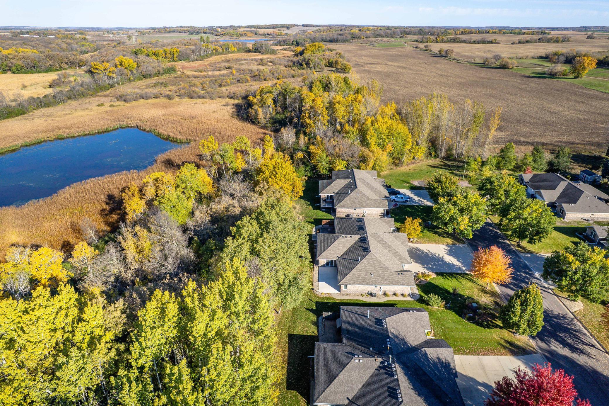 2000 townhouse for sale at 1961 Oakwood View in Fergus Falls, MN — 2 bed, 3 bath (photo 58 of 64)