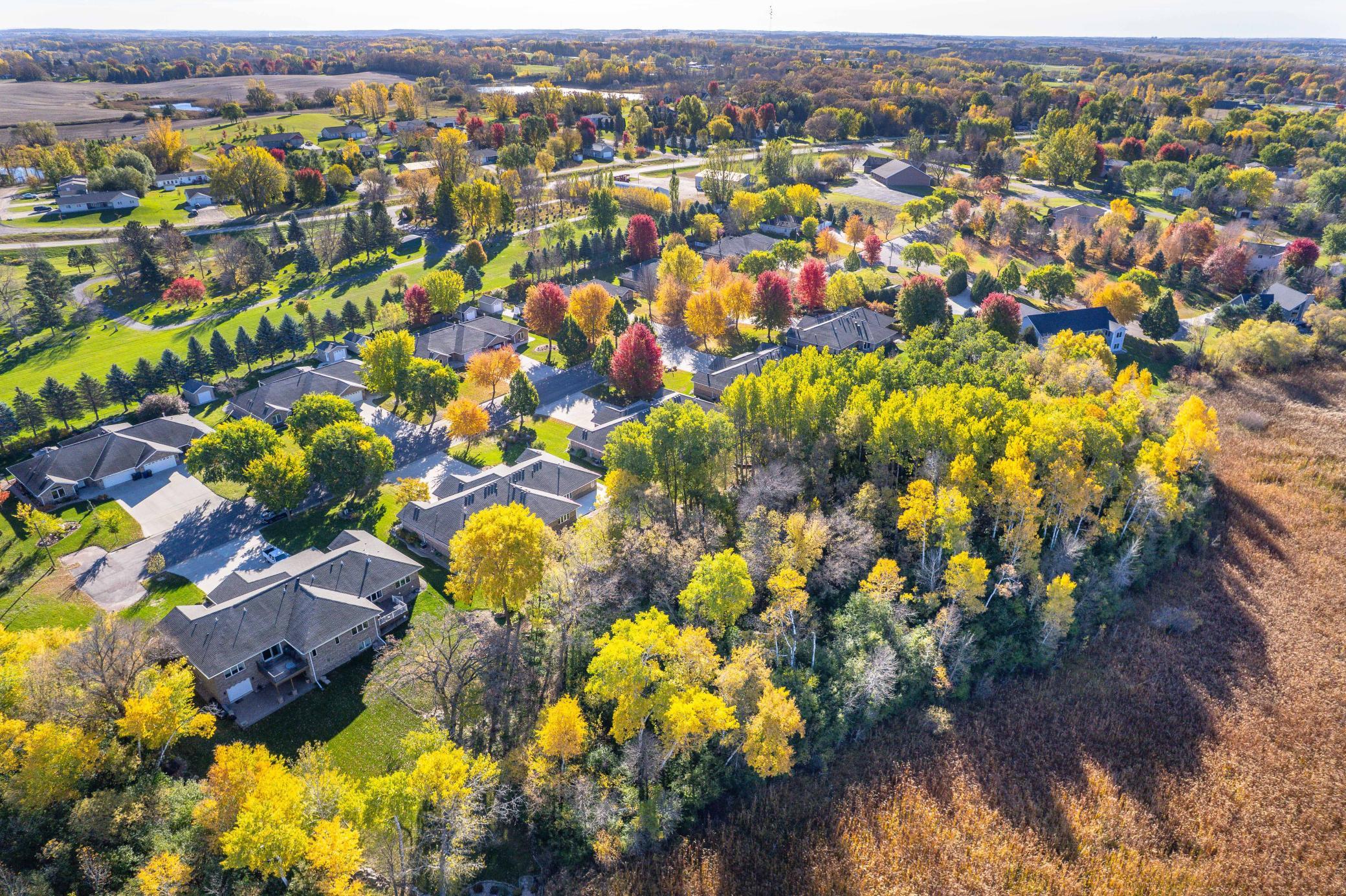 2000 townhouse for sale at 1961 Oakwood View in Fergus Falls, MN — 2 bed, 3 bath (photo 59 of 64)