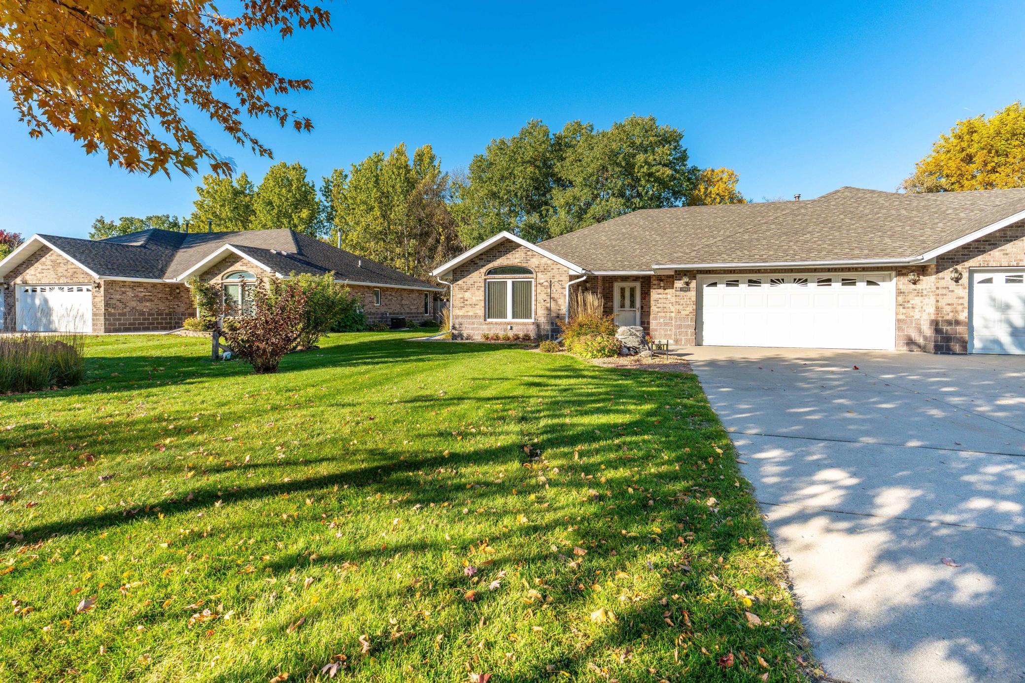 2000 townhouse for sale at 1961 Oakwood View in Fergus Falls, MN — 2 bed, 3 bath (photo 64 of 64)