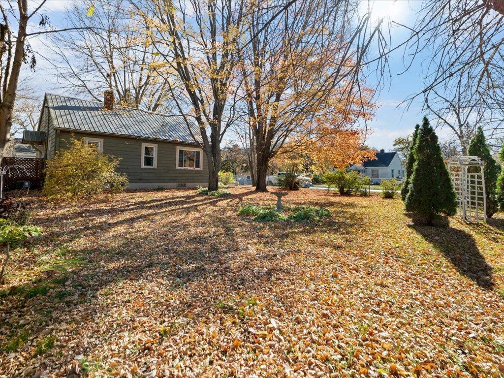 1950 single family home for sale at 21 1st Street SE in Crosby, MN — 3 bed, 1 bath (photo 21 of 27)