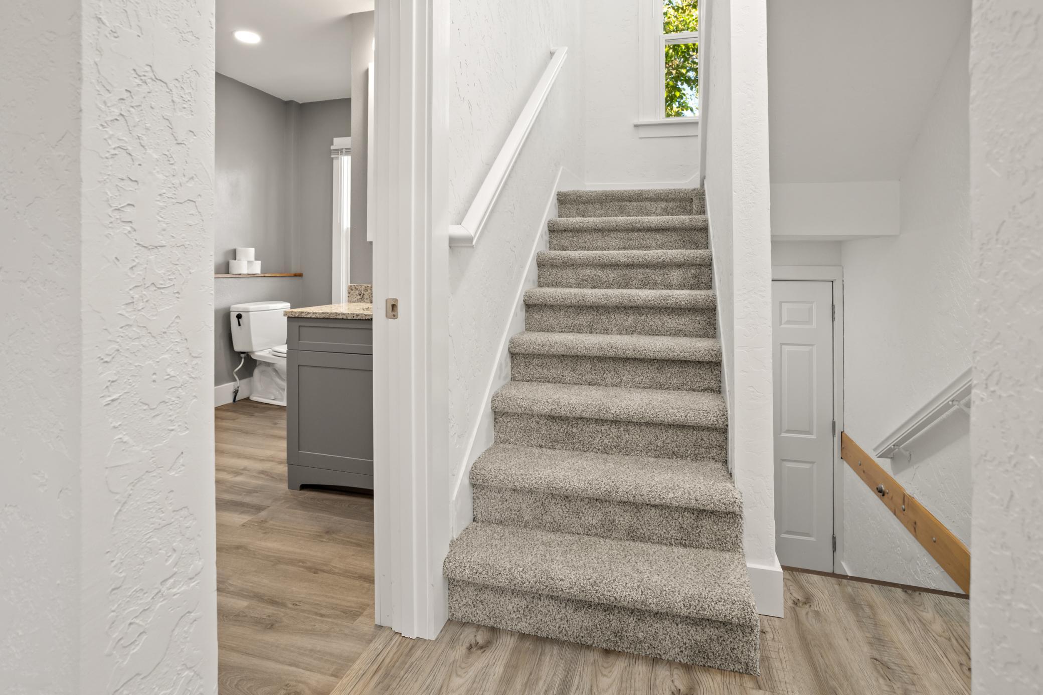 1920 single family home for sale at 915 1st Street N in Fargo, ND — 3 bed, 2 bath (photo 16 of 48)