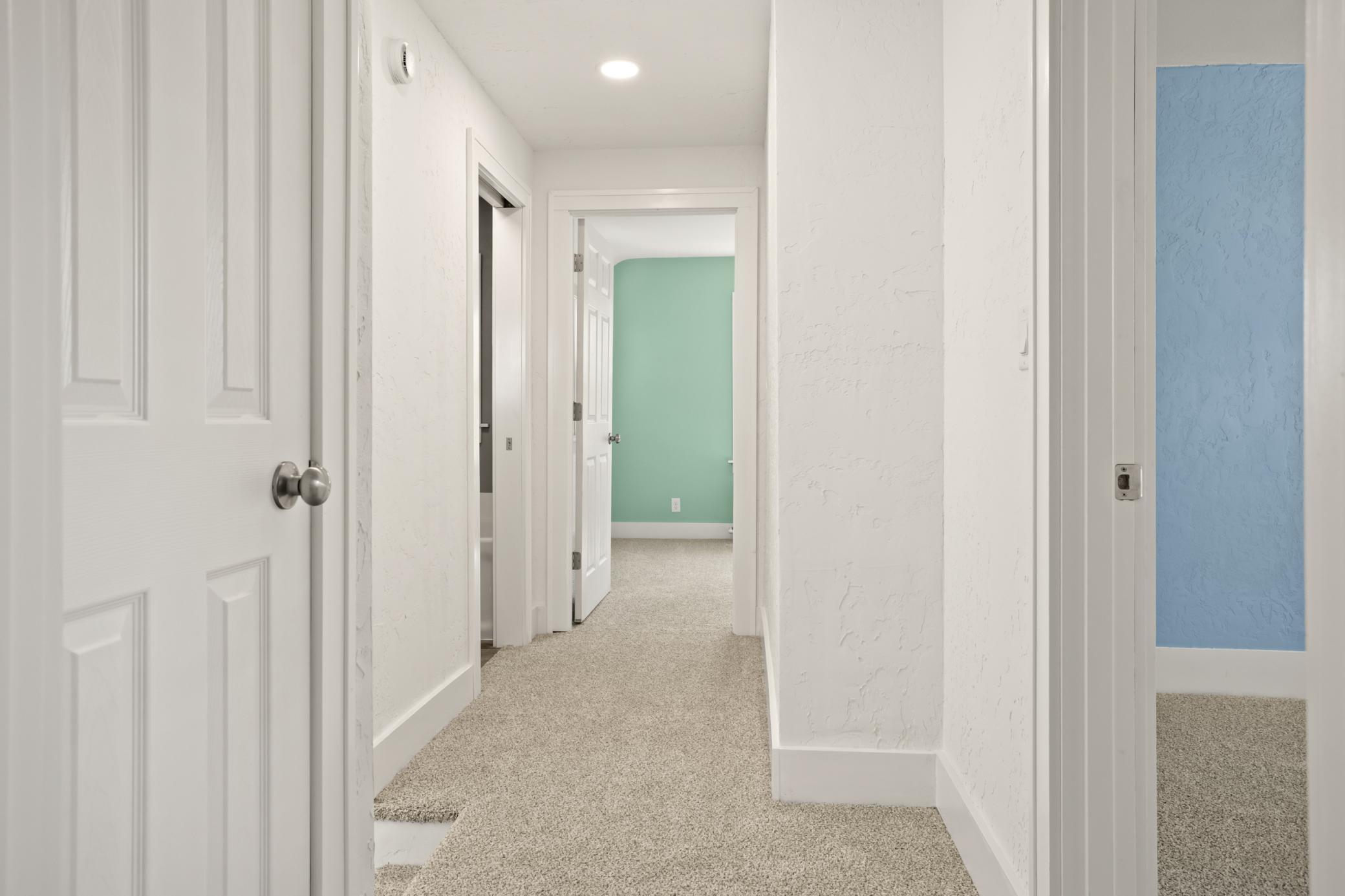 1920 single family home for sale at 915 1st Street N in Fargo, ND — 3 bed, 2 bath (photo 19 of 48)