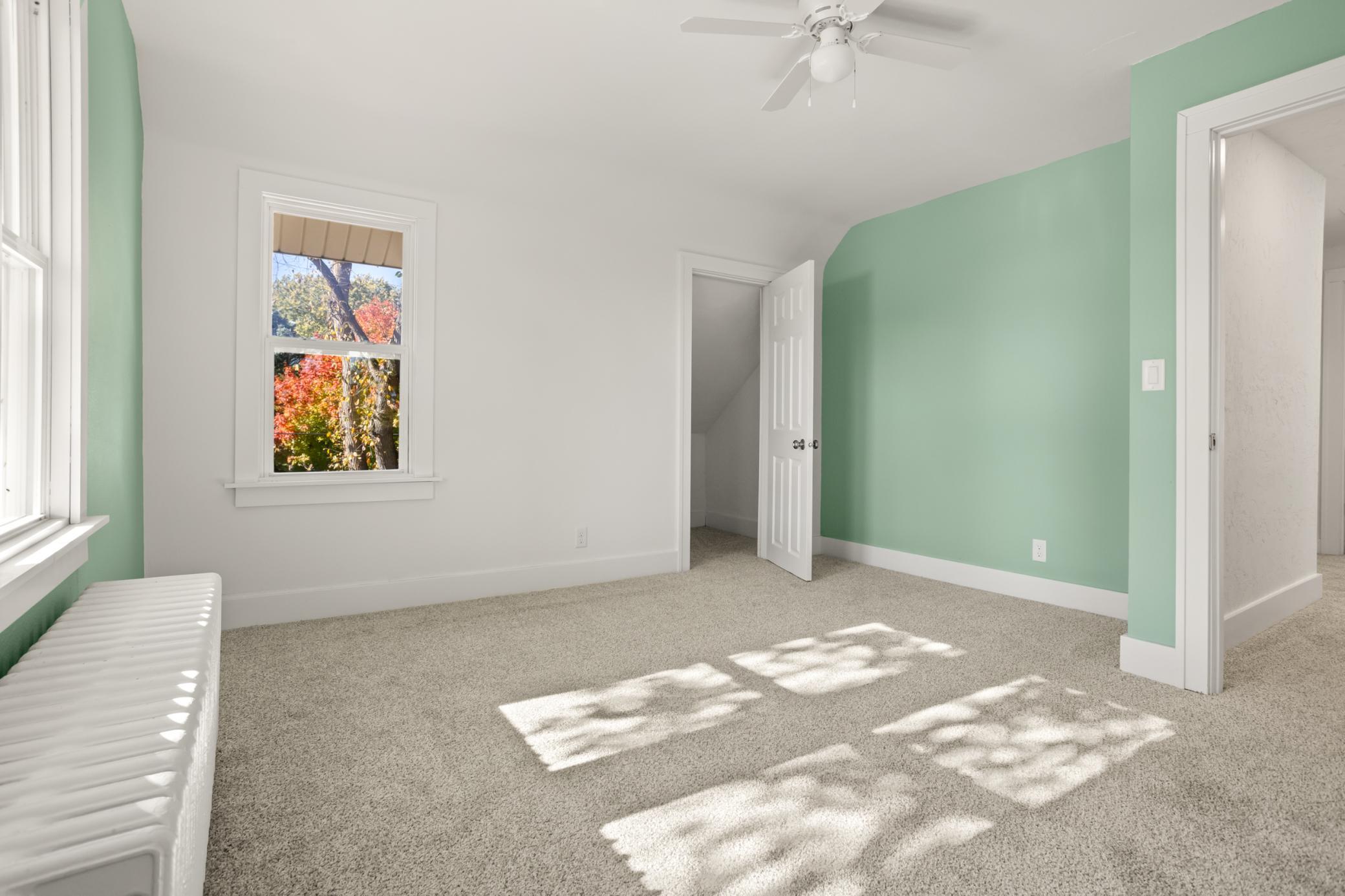 1920 single family home for sale at 915 1st Street N in Fargo, ND — 3 bed, 2 bath (photo 26 of 48)